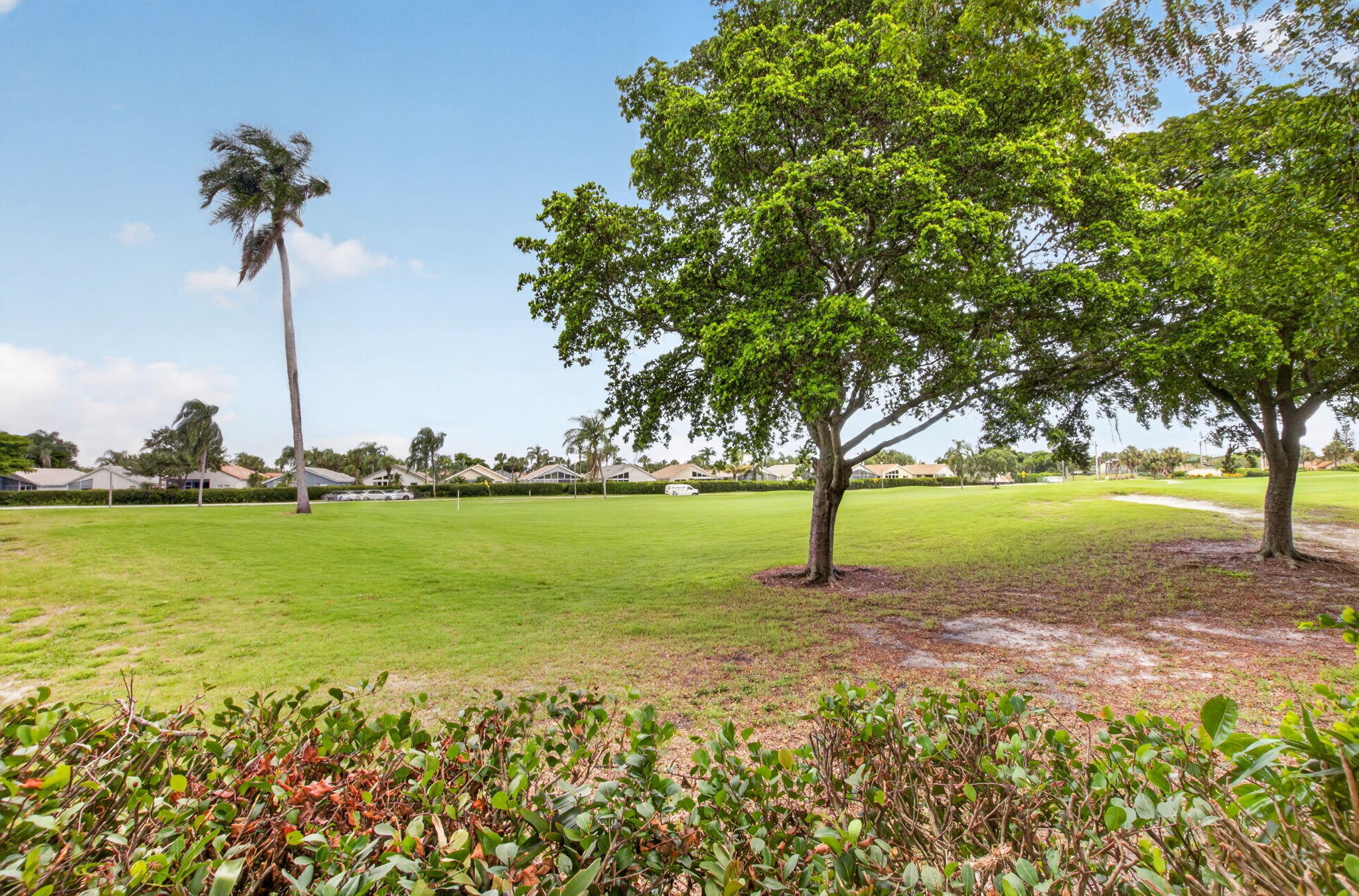 GOLF COLONY - Residential