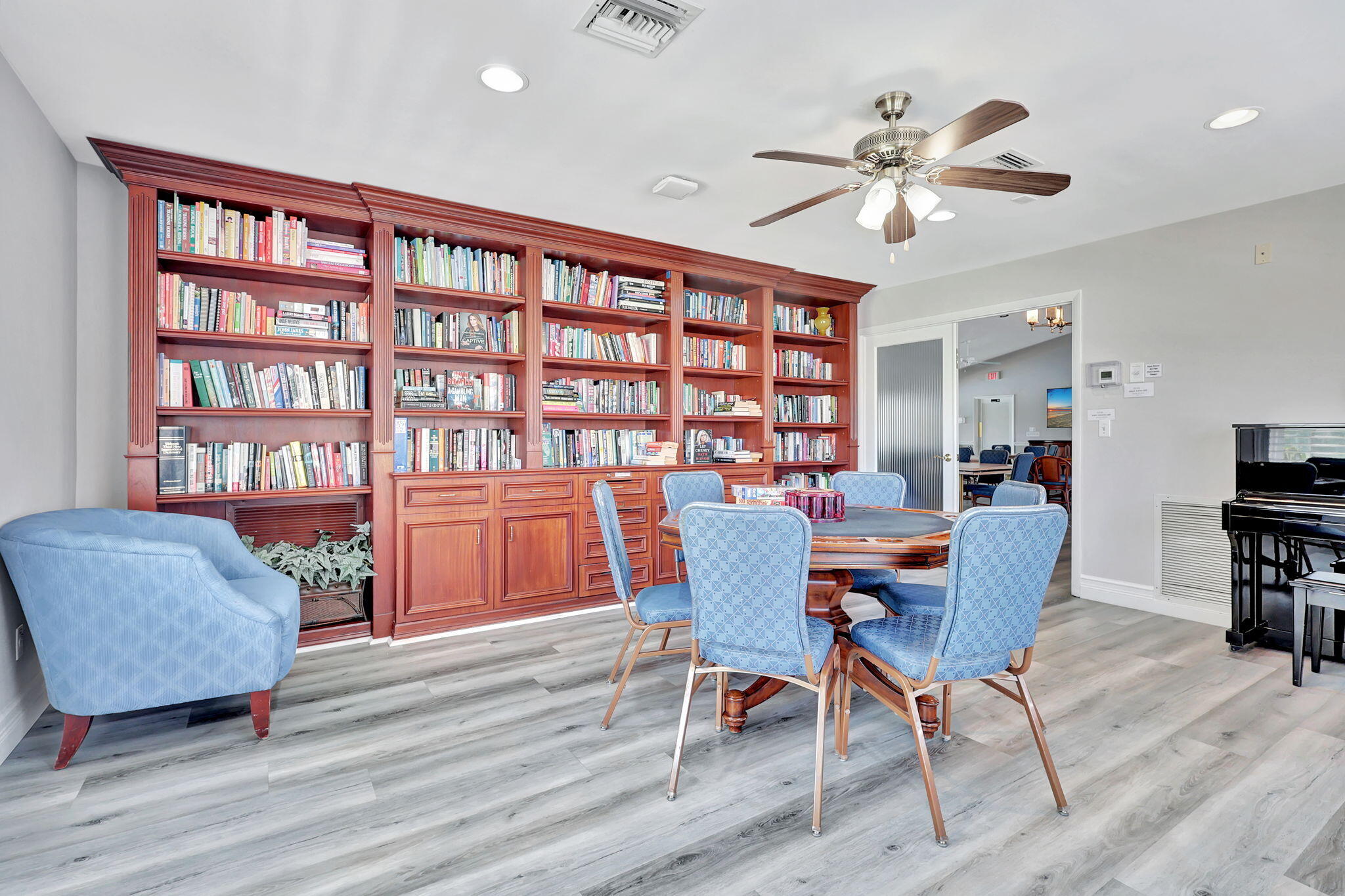 GOLF COLONY - Residential