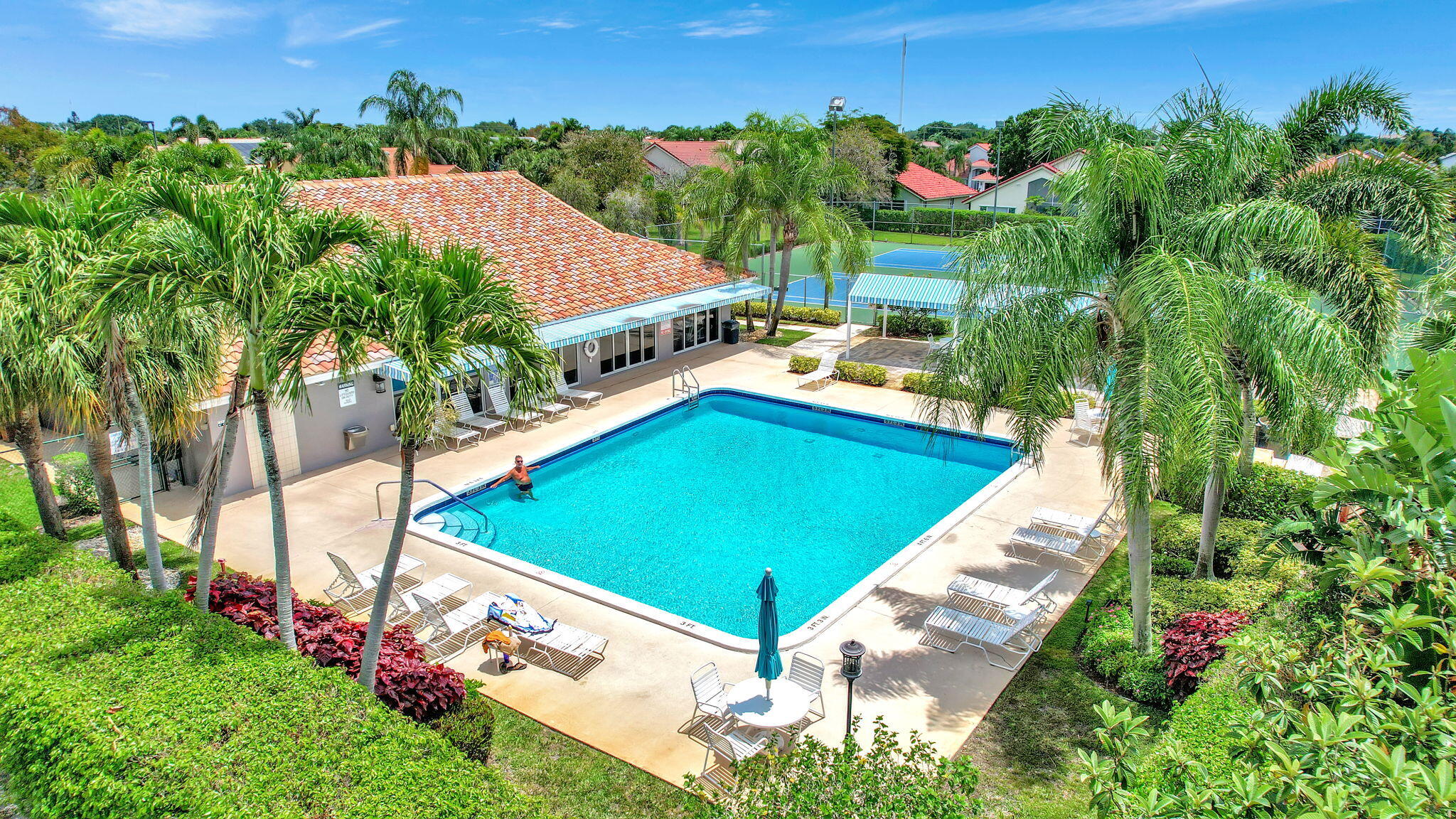 GOLF COLONY - Residential