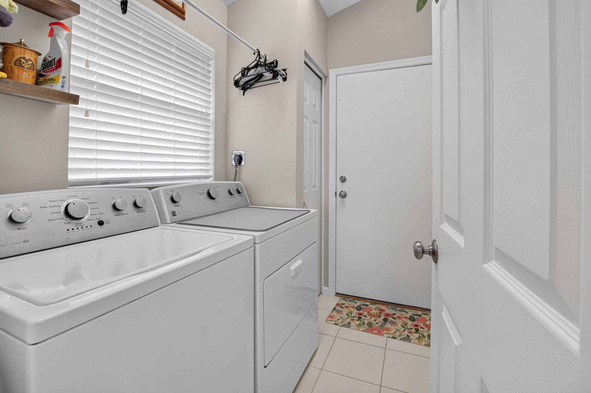 GOLF COLONY - Residential
