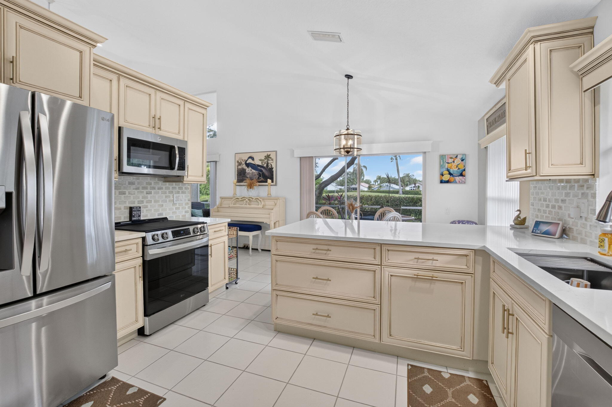 GOLF COLONY - Residential