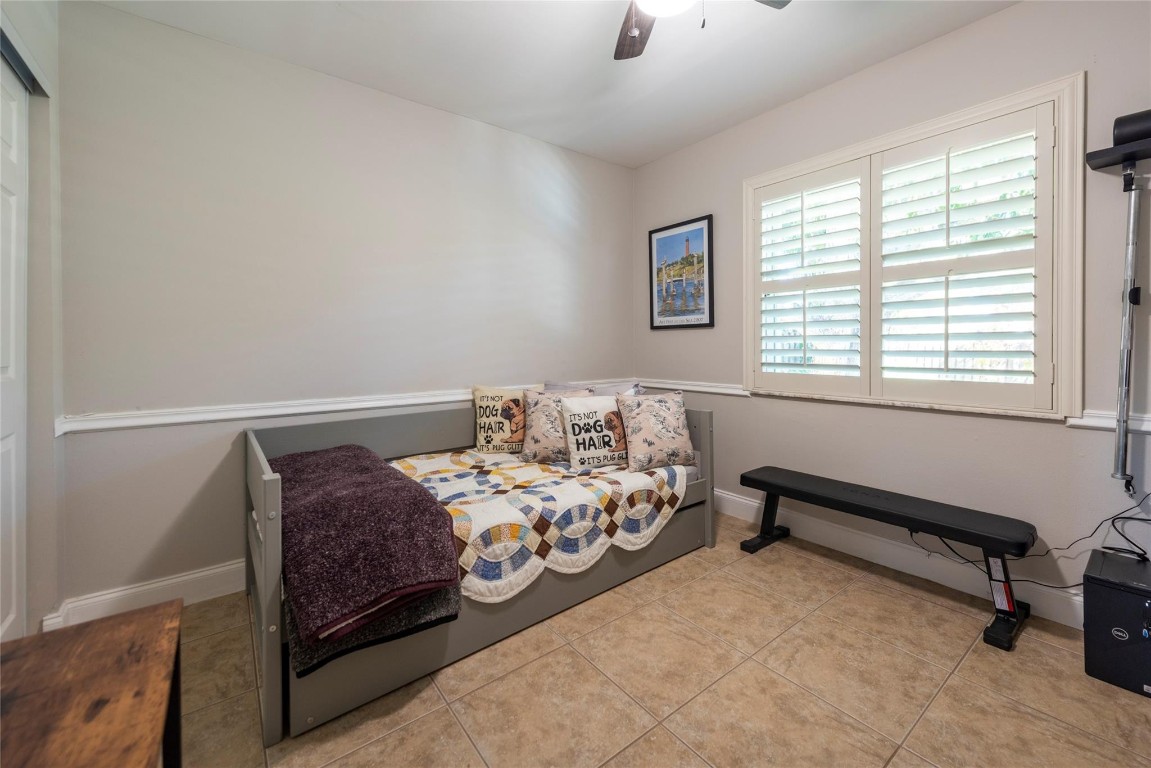 Meadows 300 01 - Residential