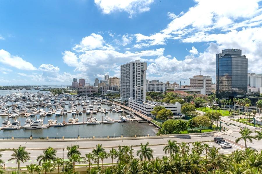 ONE WATERMARK PLACE OF THE PALM BEACHES - Residential