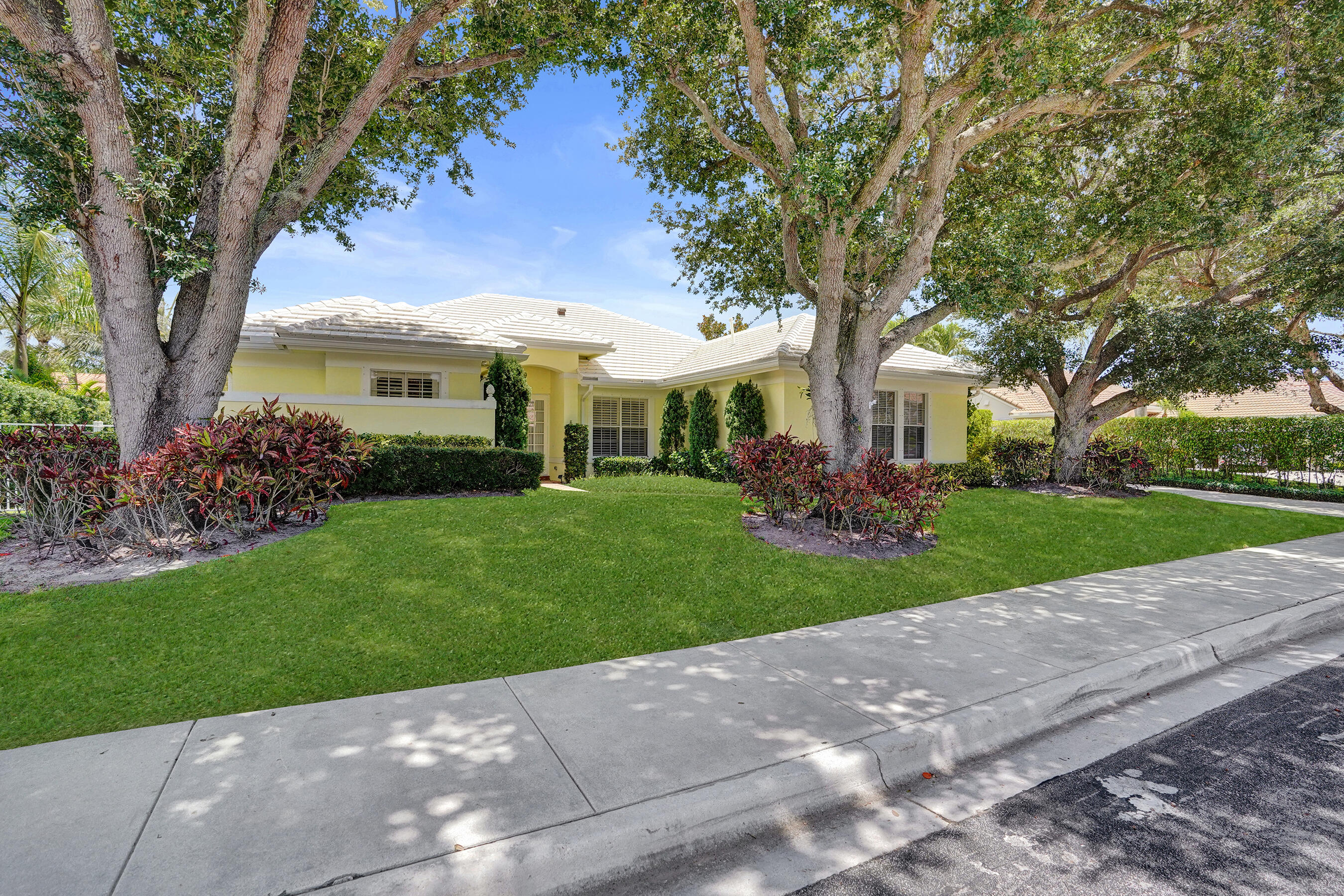 BEAR LAKES ESTATES NORTH - Residential