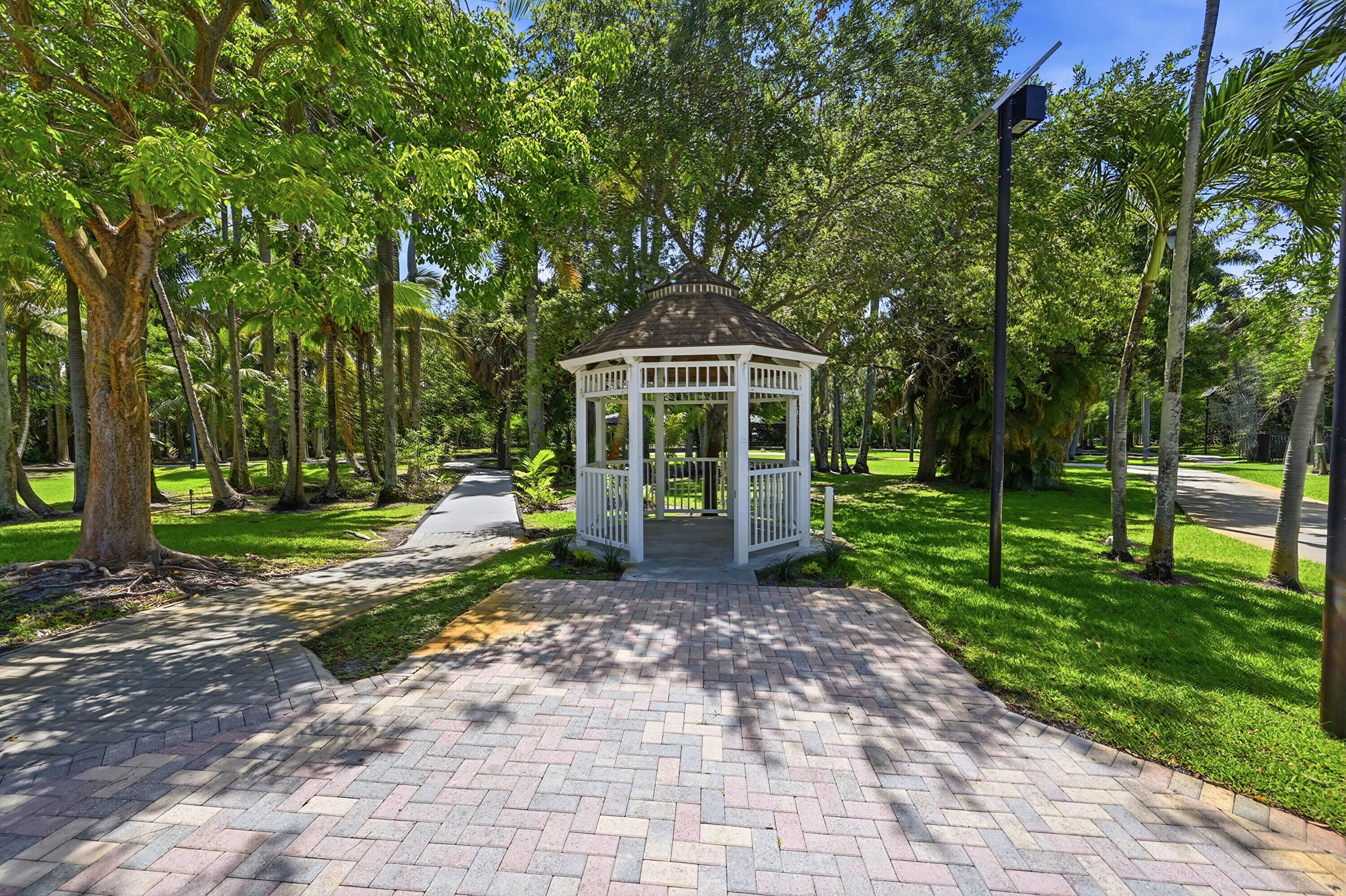 ANNIES CASTLE CONDO - Residential