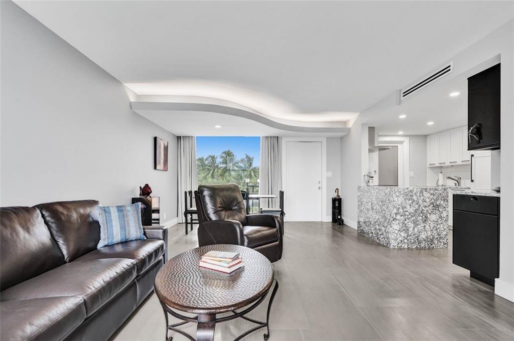 1750 Las Olas Co-Op - Residential