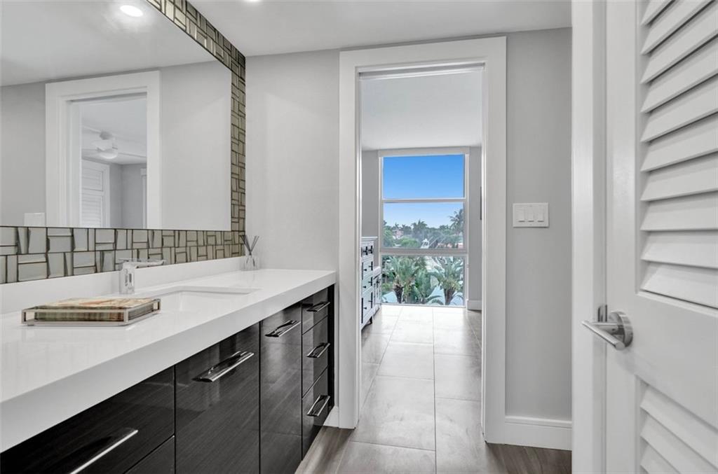 1750 Las Olas Co-Op - Residential