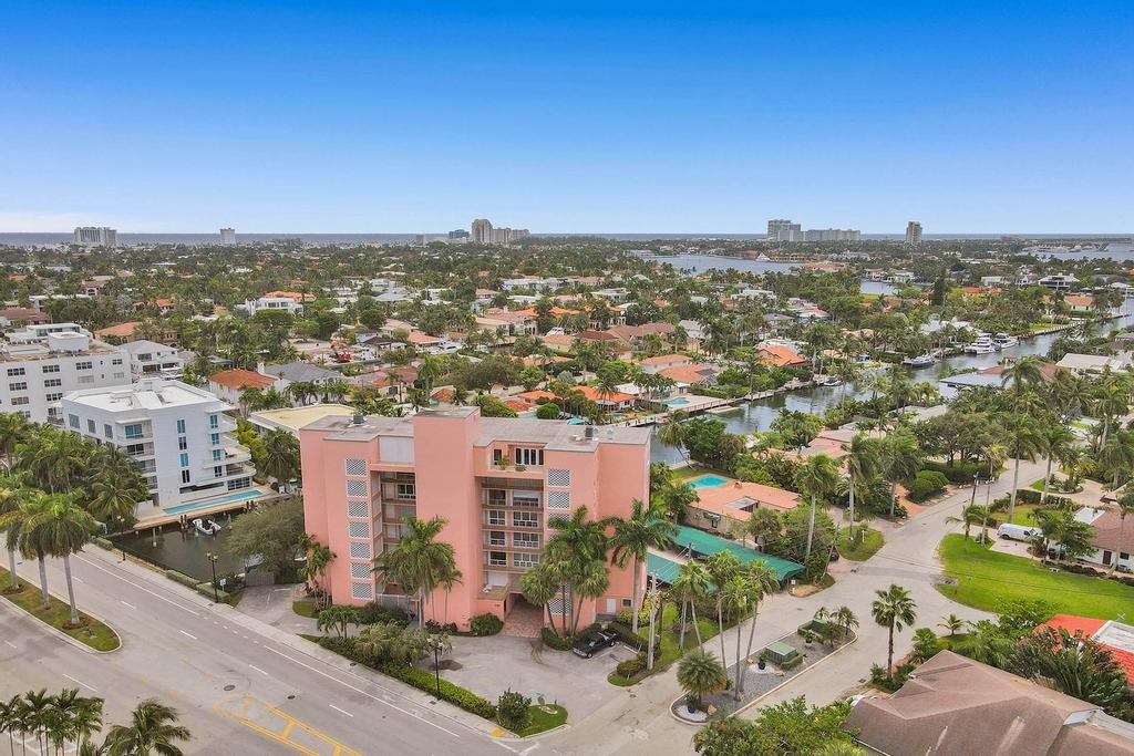 1750 Las Olas Co-Op - Residential