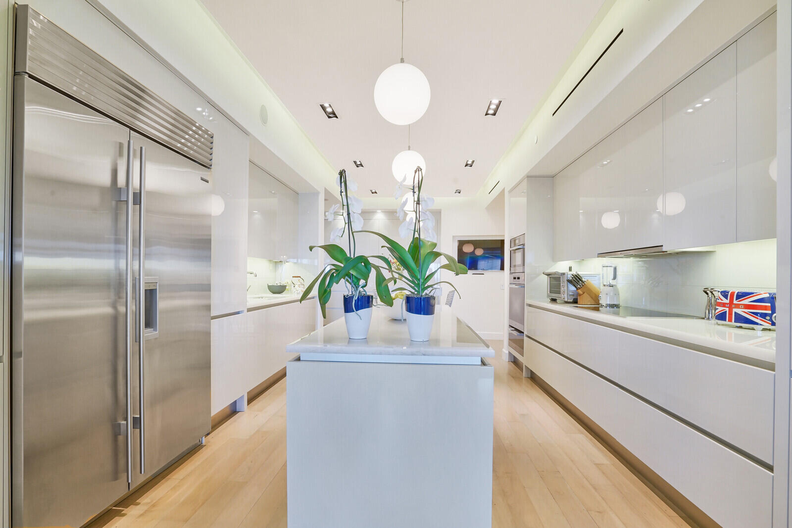 ESPLANADE GRANDE CONDO - Residential