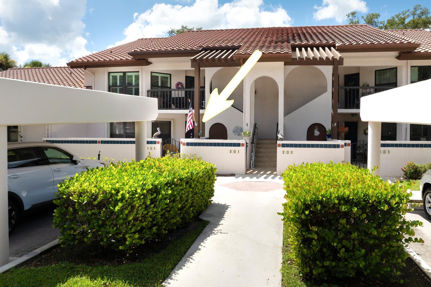 MONTEGO COVE CONDO - Residential