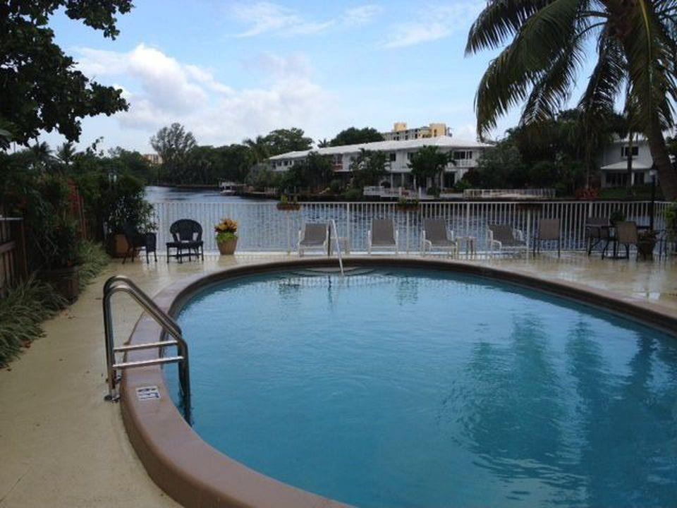 Camelot Shores - Residential