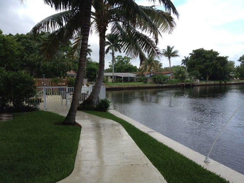 Camelot Shores - Residential