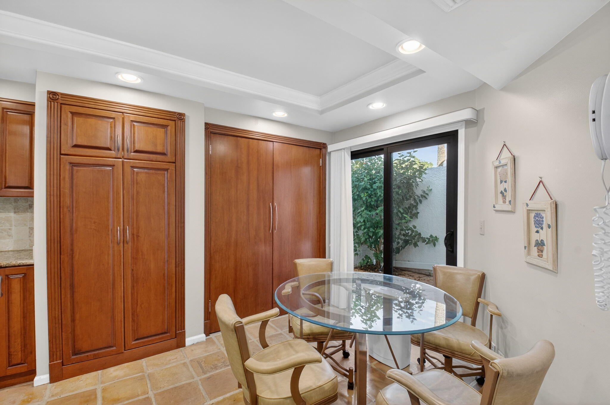 GLENEAGLES CONDO III - Residential