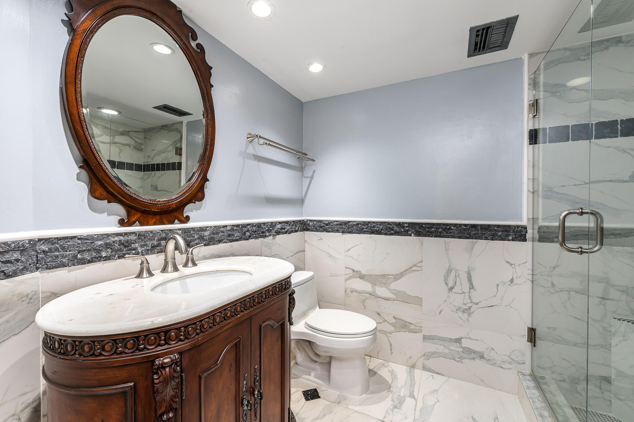 PHOENIX TOWERS CONDO - Residential