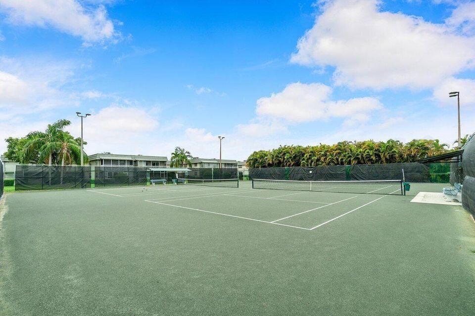 KINGS POINT BURGUNDY CONDOS - Residential