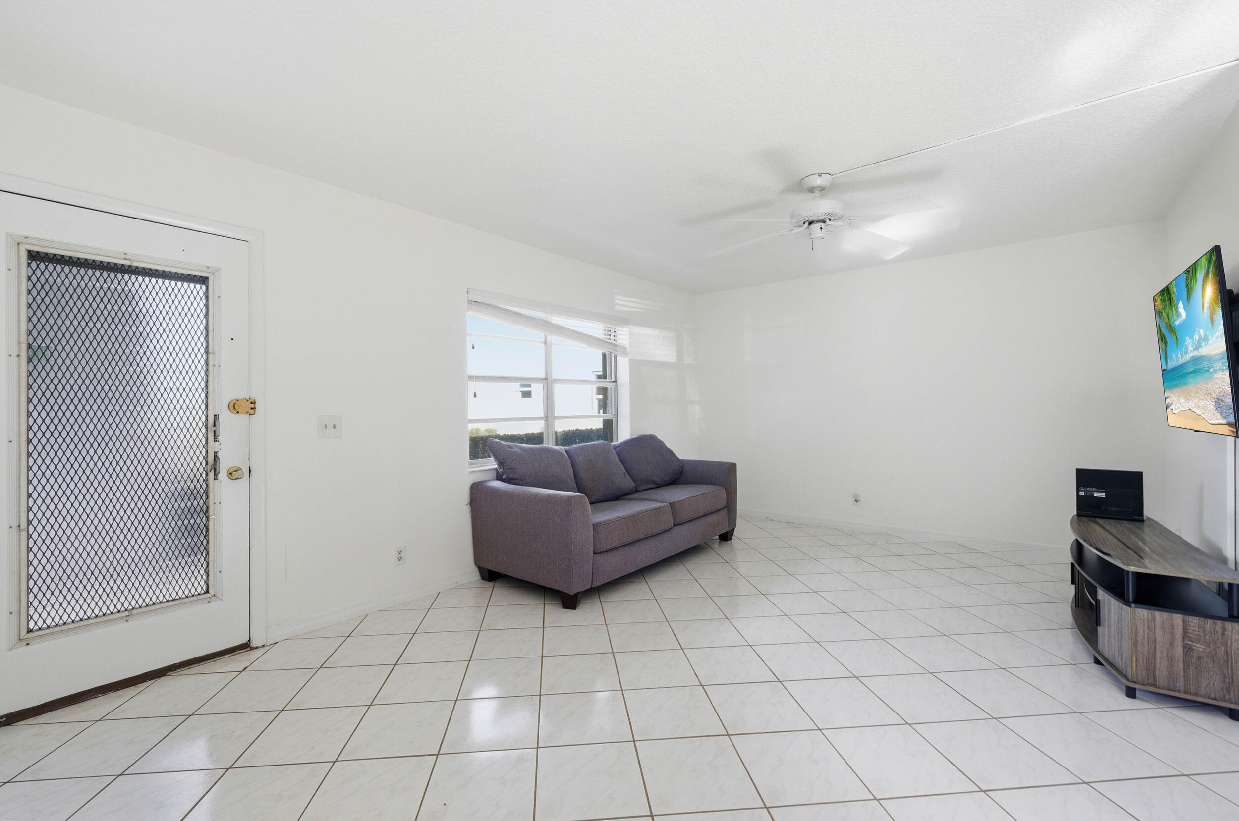 KINGS POINT BURGUNDY CONDOS - Residential
