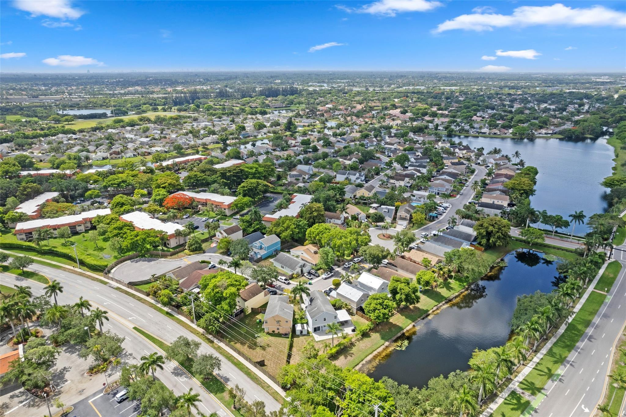 HAMPTON LAKES - Residential