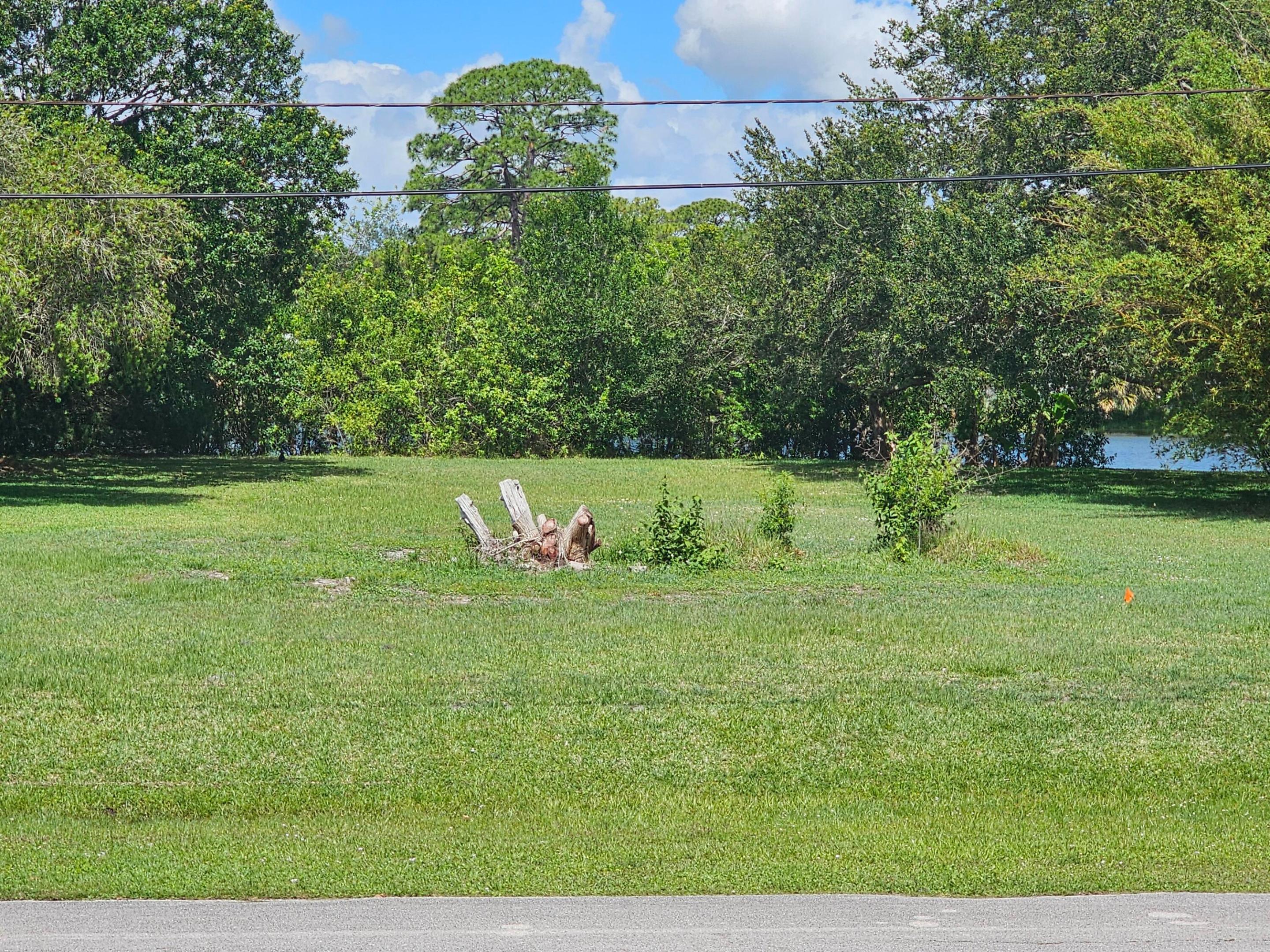 Rare opportunity, Beautiful Lakefront Property in desirable Lakewood Park, located in Northern St Lucie County. Ready for you to build your new dream home and sit back, relax  and enjoy your lake view!  Just minutes away to I-95 and 15 minutes to downtown Ft. Pierce or Vero Beach. 150'Ft Deep-85' Frontage.