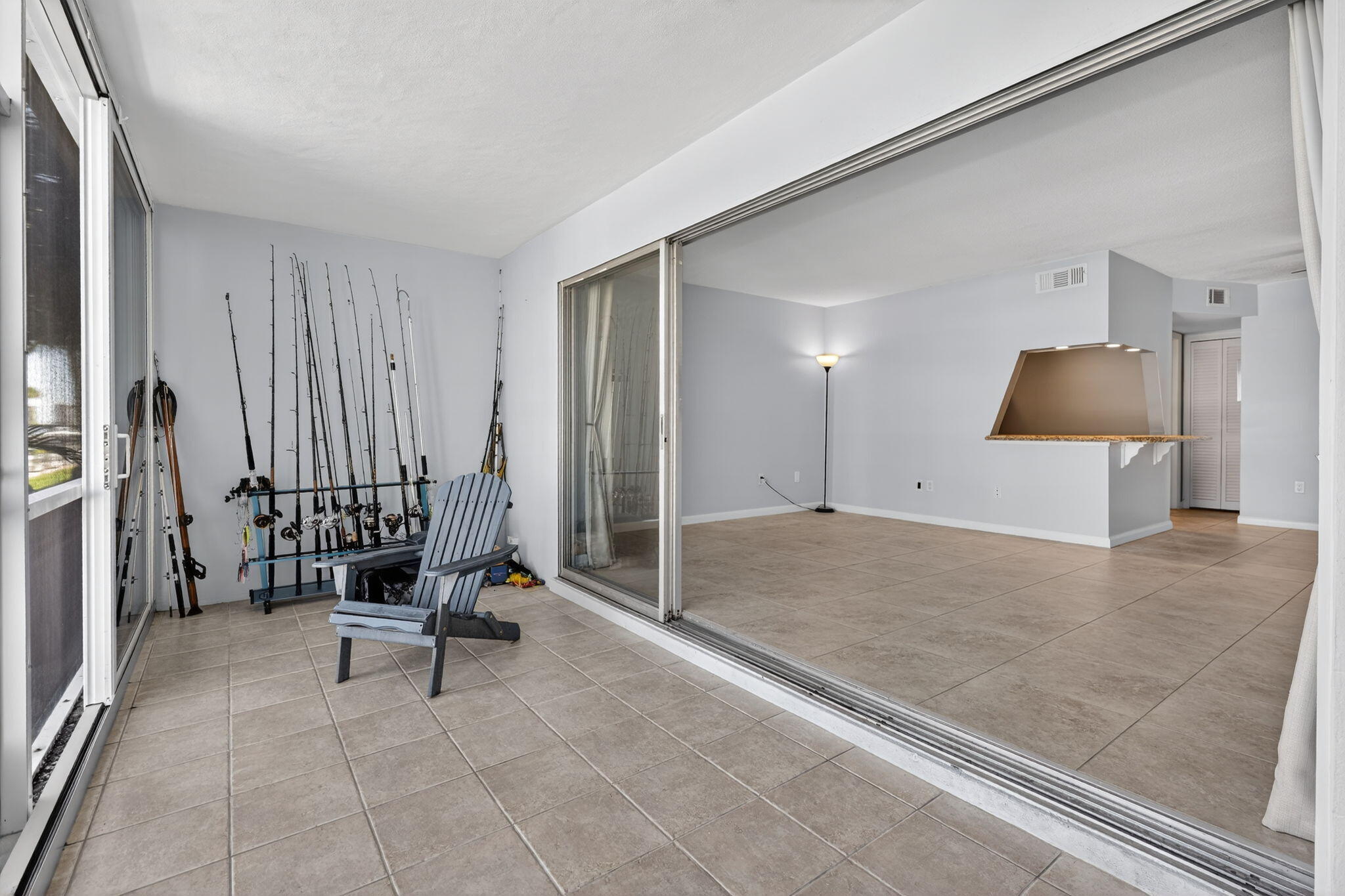 WINDSOR PARK NORTH CONDOMINIUMS - Residential