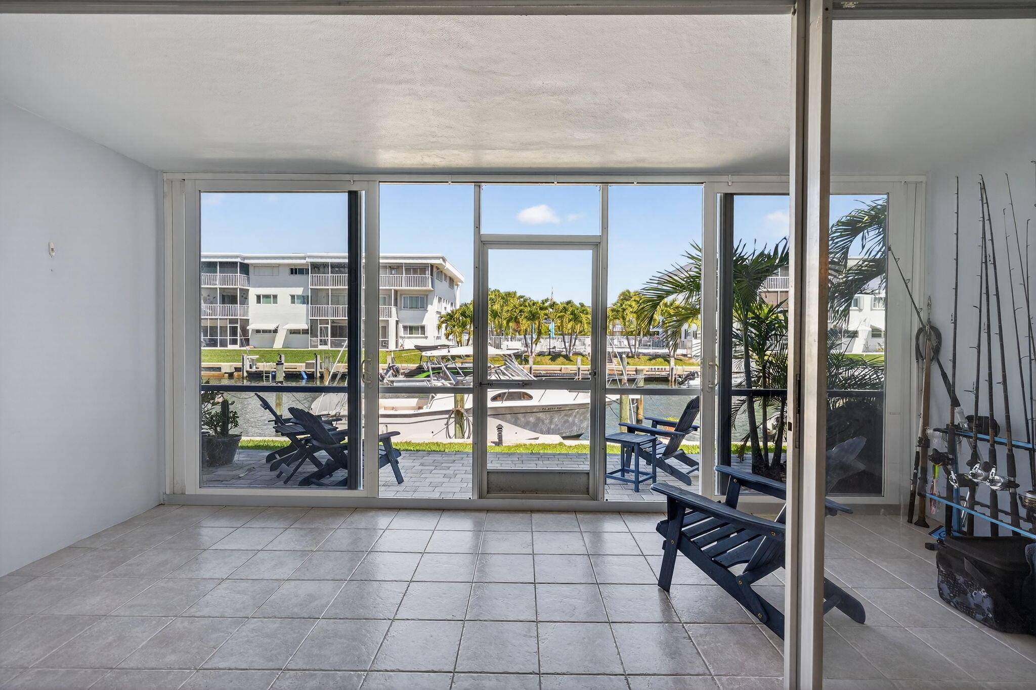 WINDSOR PARK NORTH CONDOMINIUMS - Residential