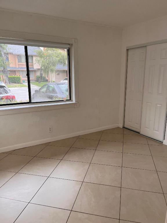WIMBLEDON AT JACARANDA CONDO - Residential