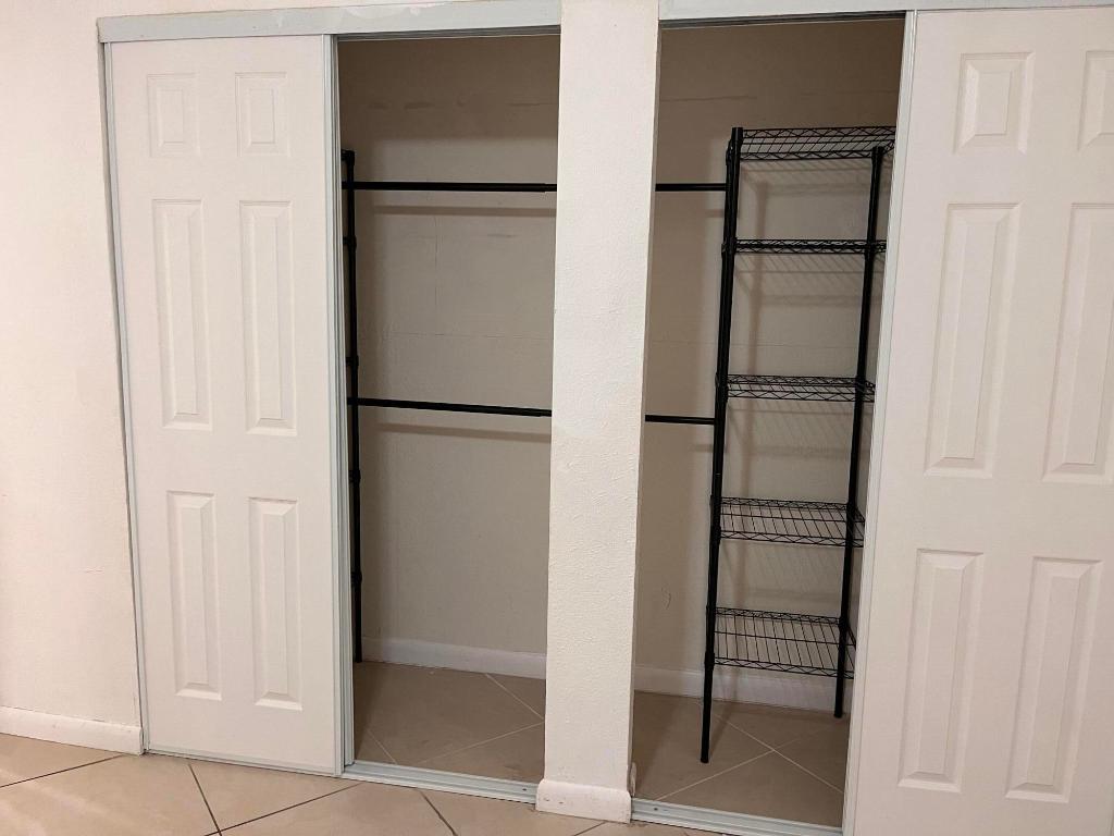 WIMBLEDON AT JACARANDA CONDO - Residential
