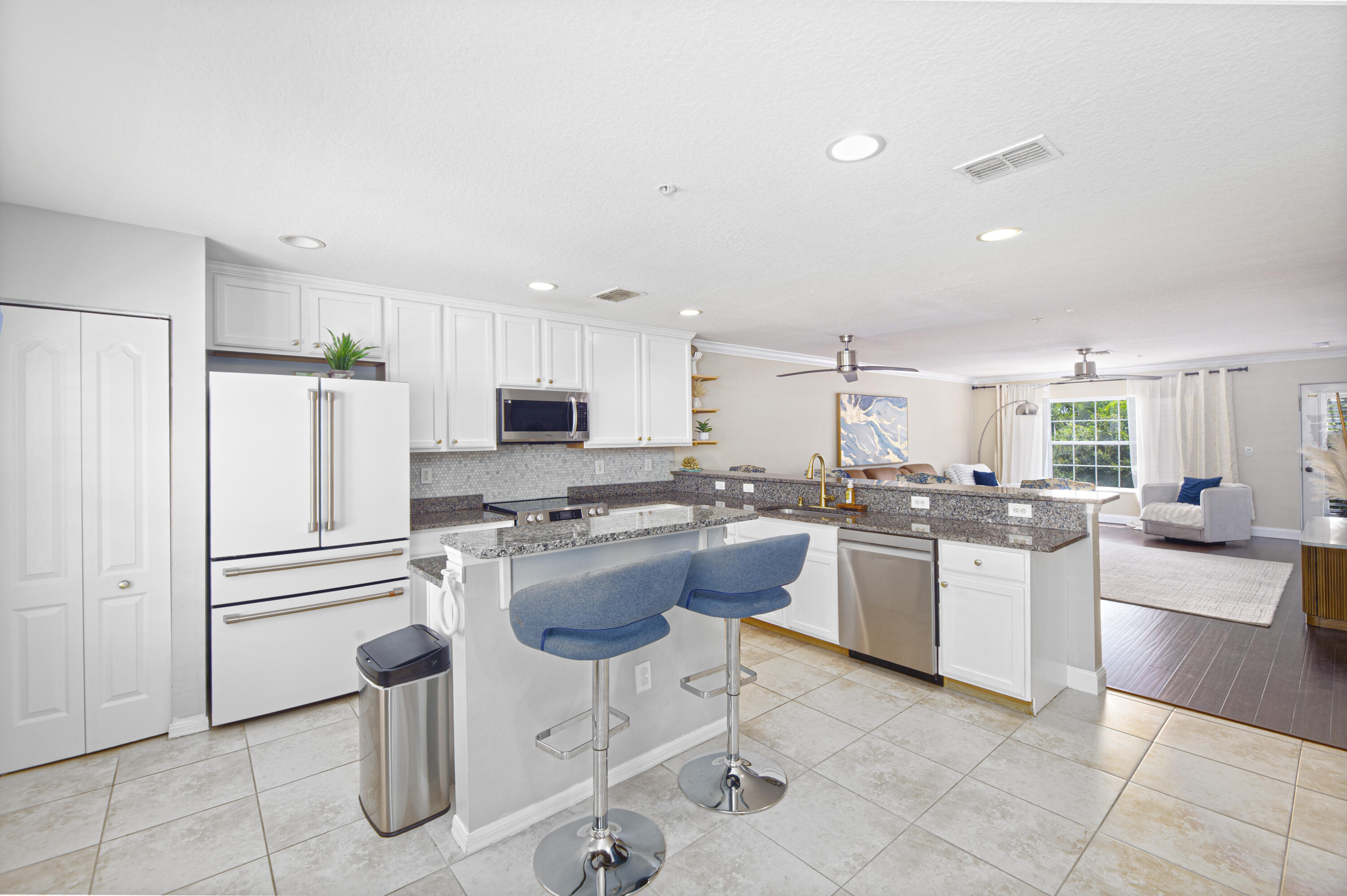 EAST LAKE VILLAGE NO 2 - Residential
