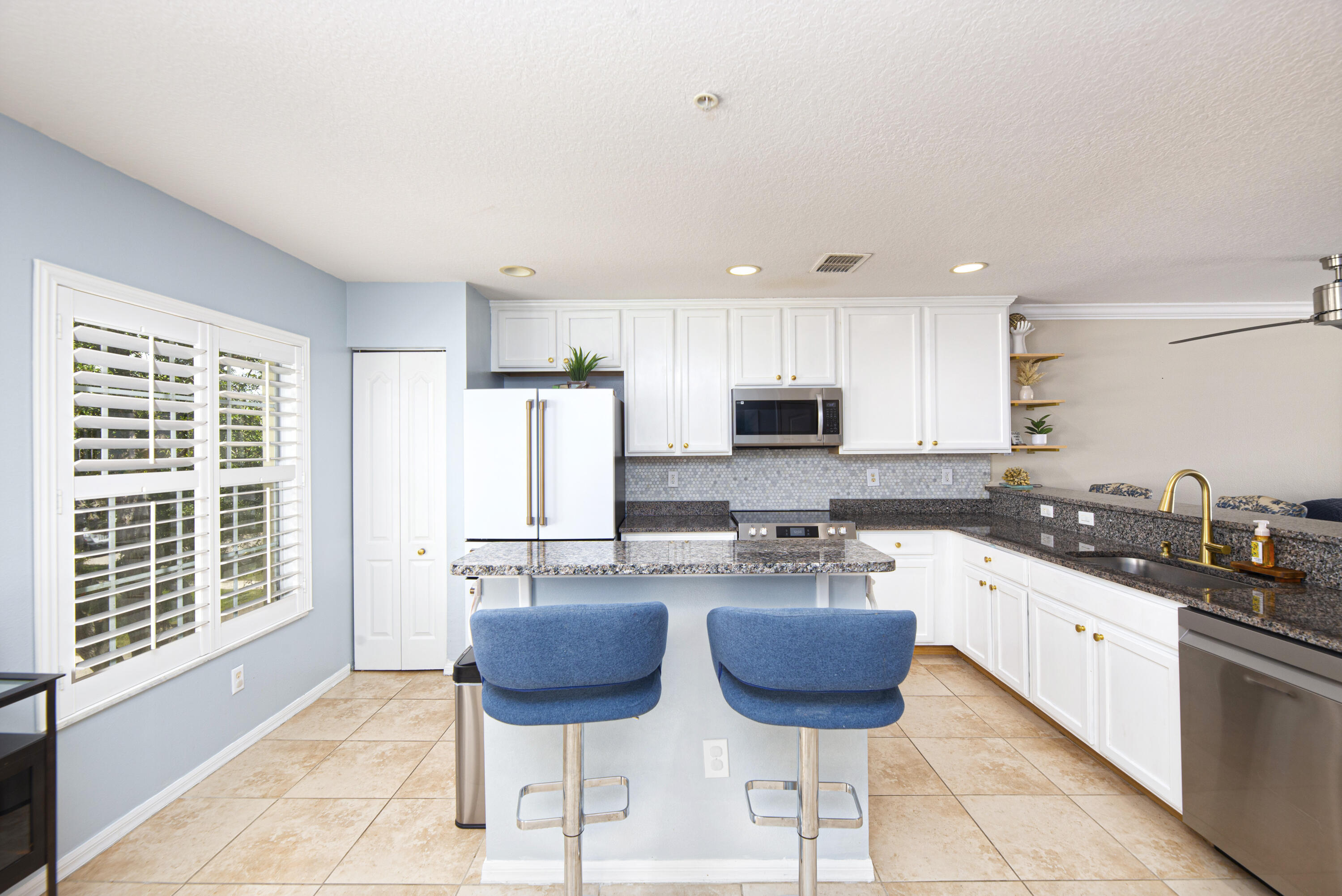 EAST LAKE VILLAGE NO 2 - Residential