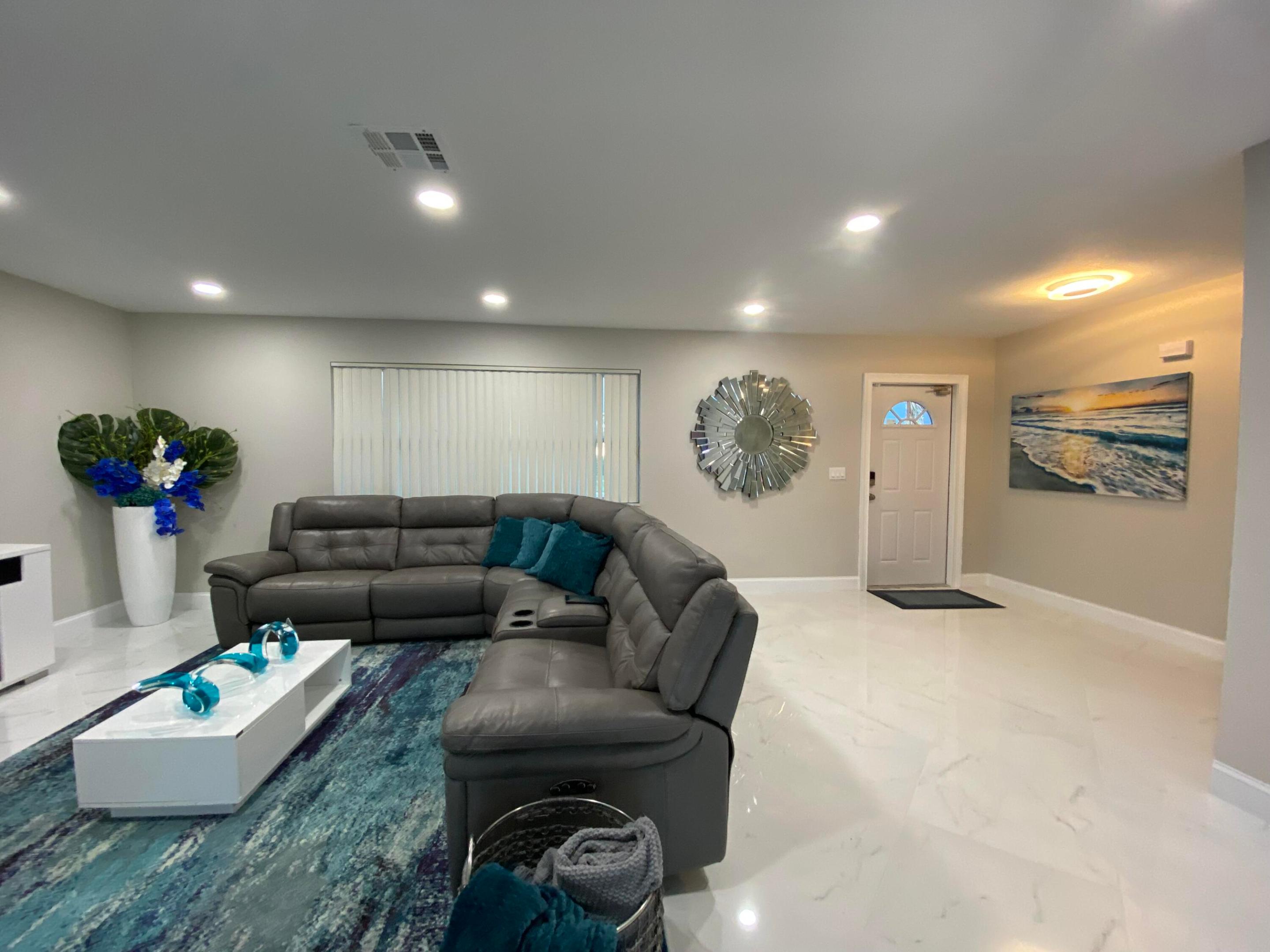 WATERWAY ESTATES SEC THREE - Residential Lease