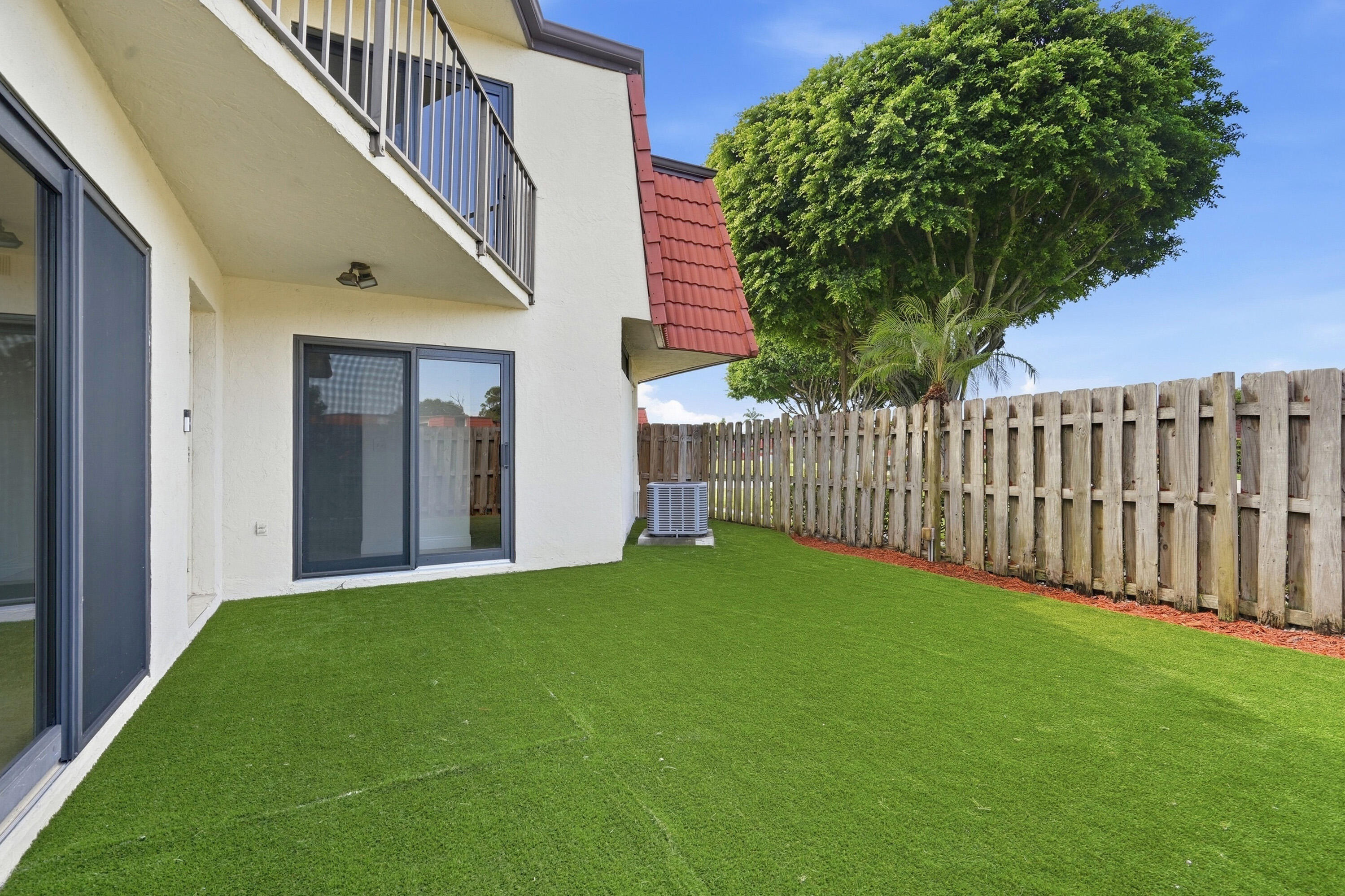 SOMERSET - Residential