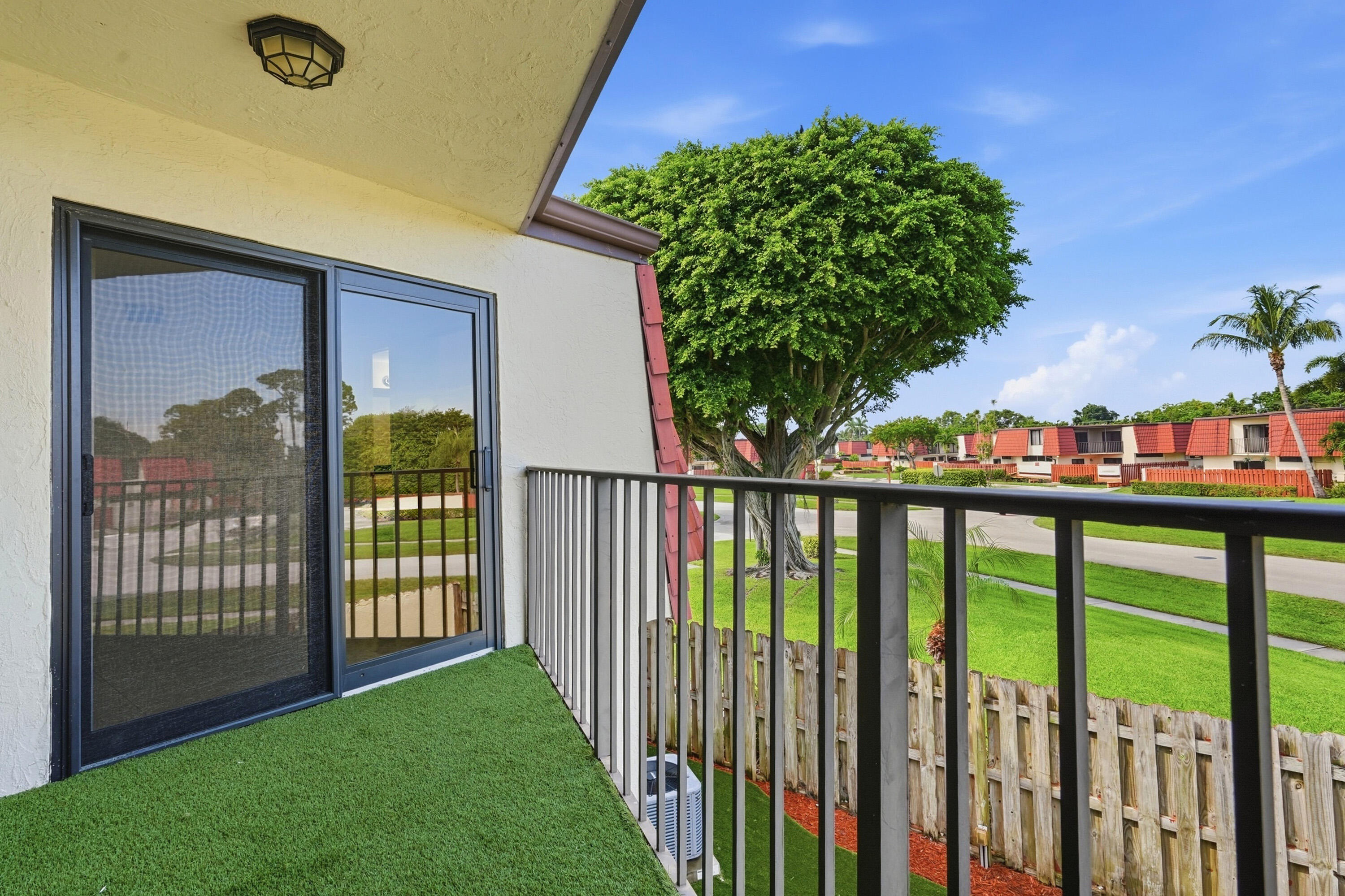 SOMERSET - Residential