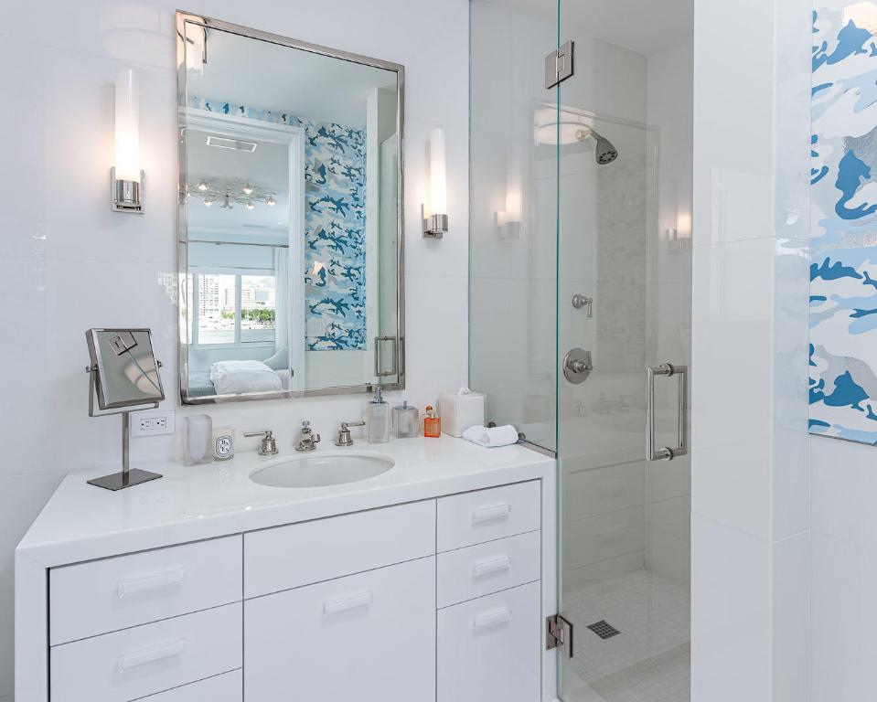PALM BEACH TOWERS CONDO - Residential