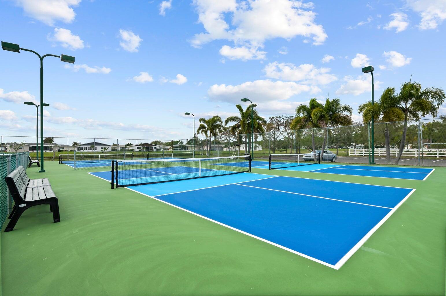 CYPRESS LAKES PLAT 10 - Residential