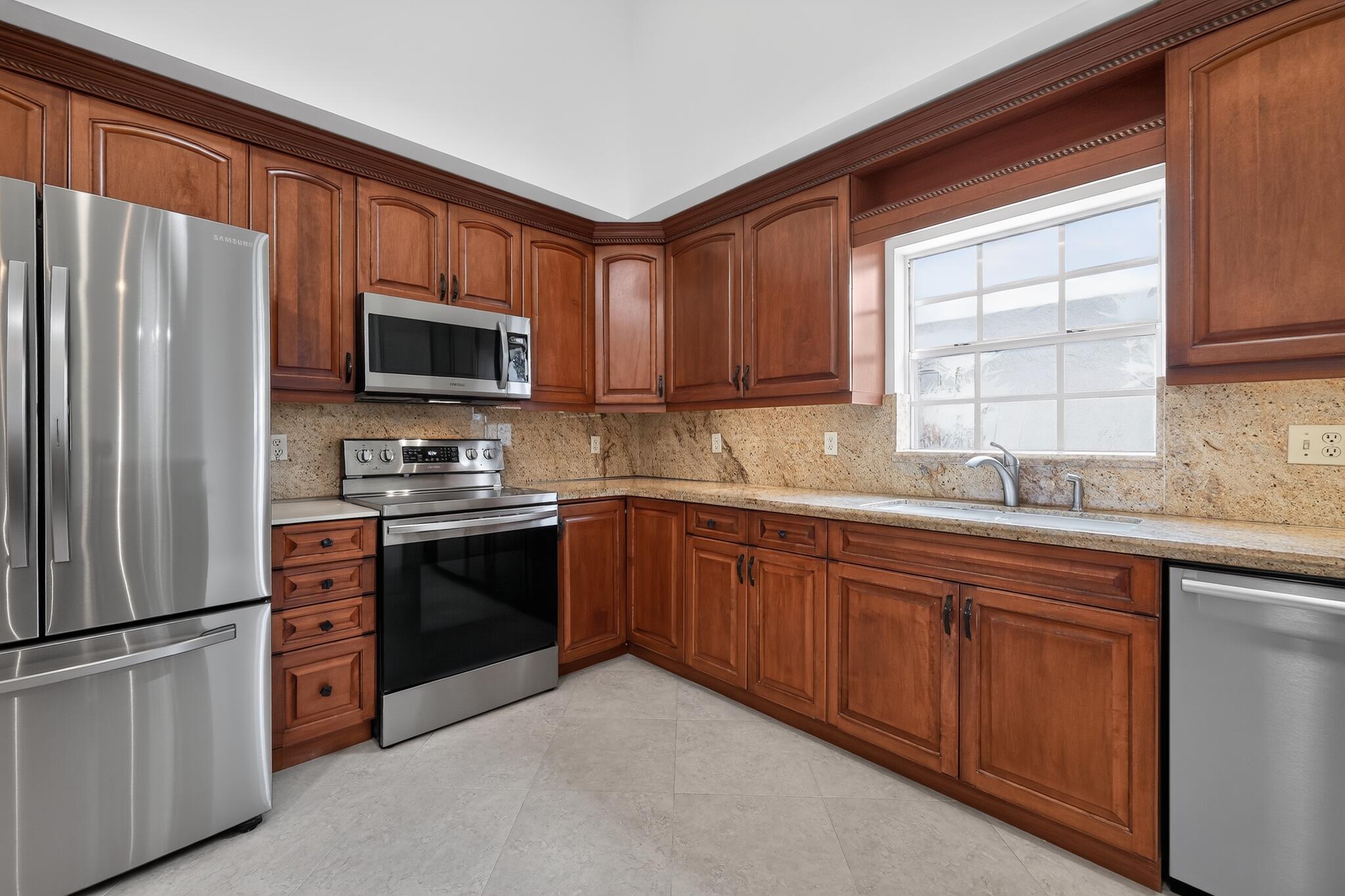 CYPRESS LAKES PLAT 10 - Residential
