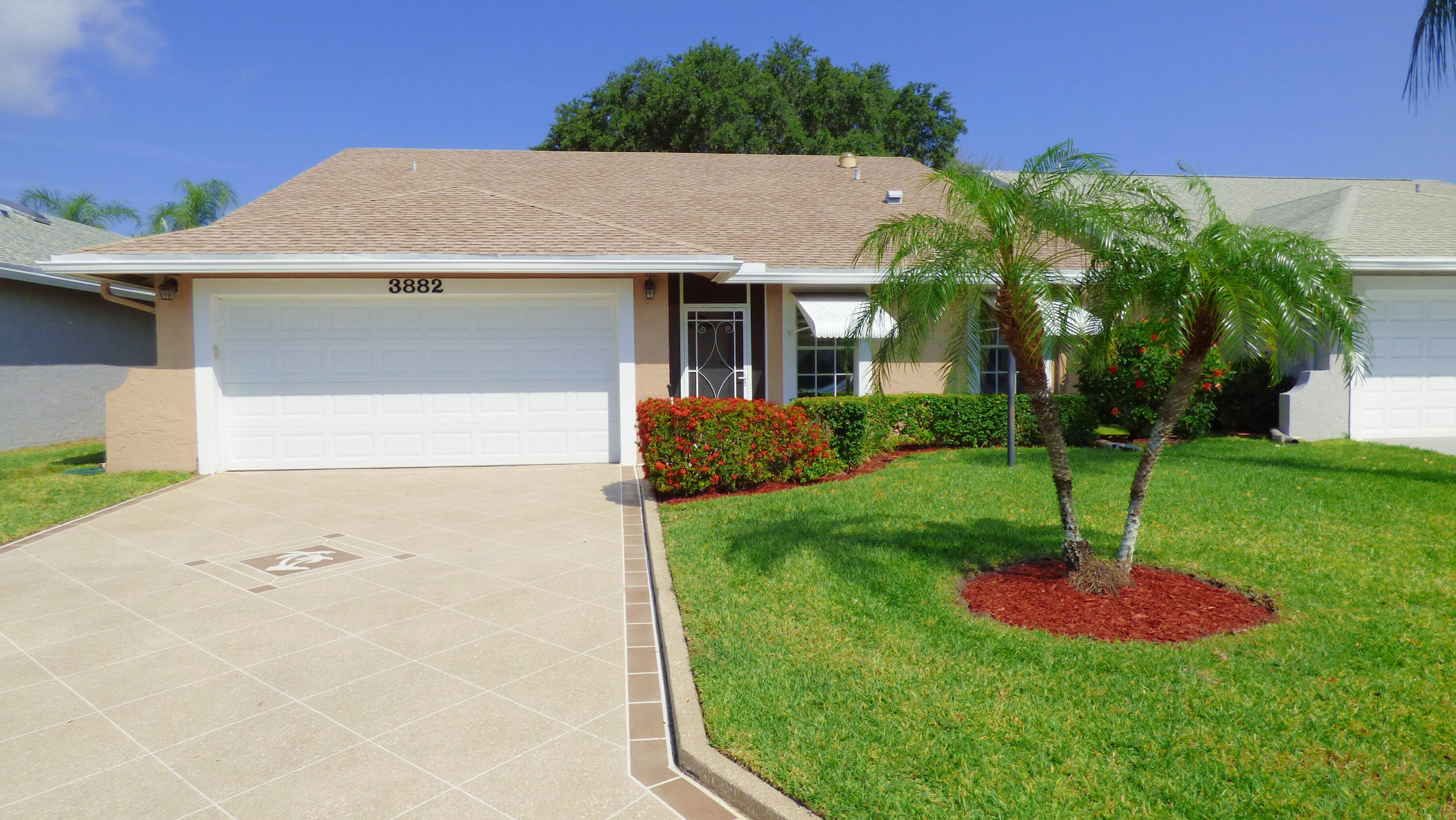 CYPRESS LAKES PLAT 10 - Residential