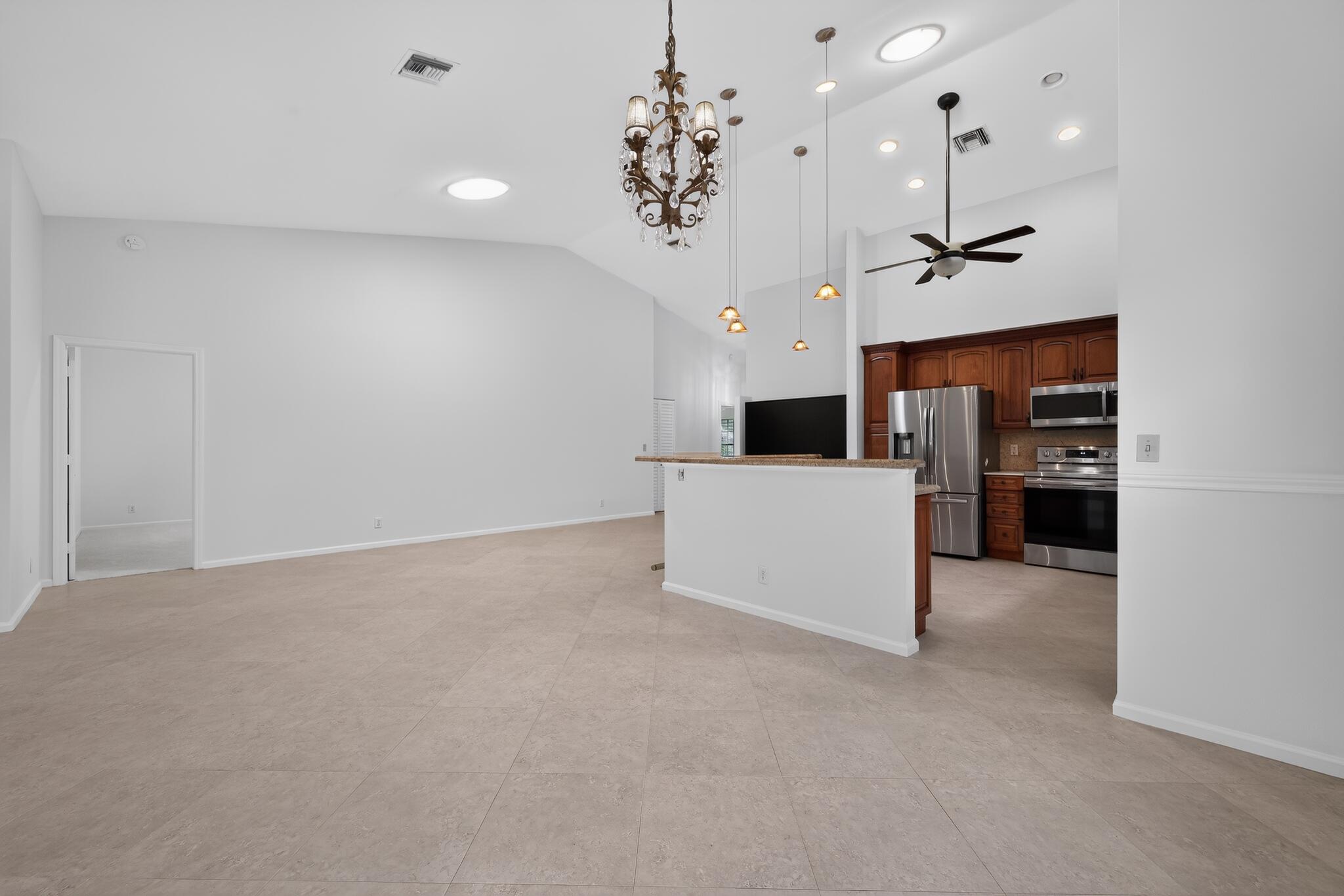 CYPRESS LAKES PLAT 10 - Residential