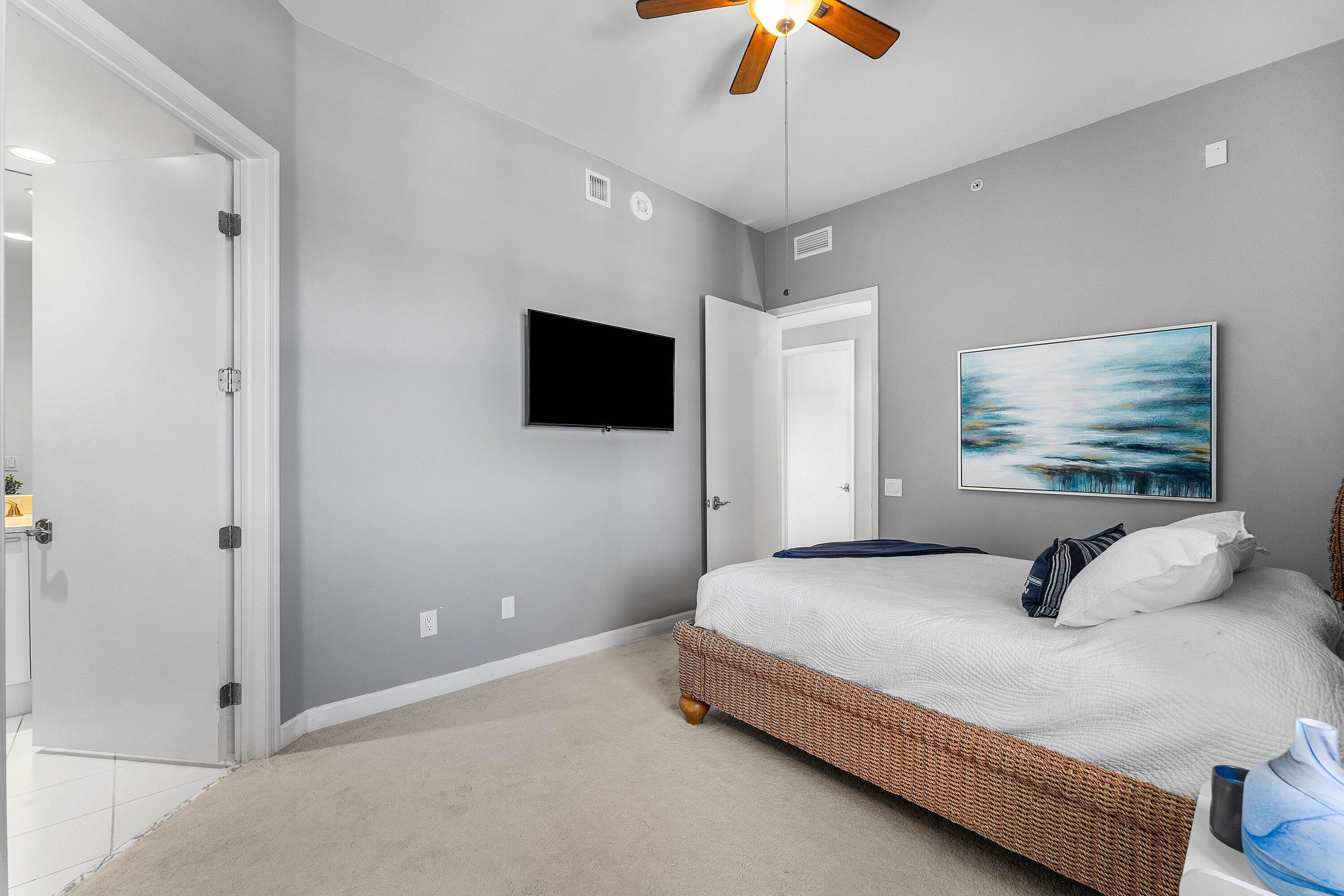 MARINA GRANDE RIVIERA BEACH CONDO - Residential Lease
