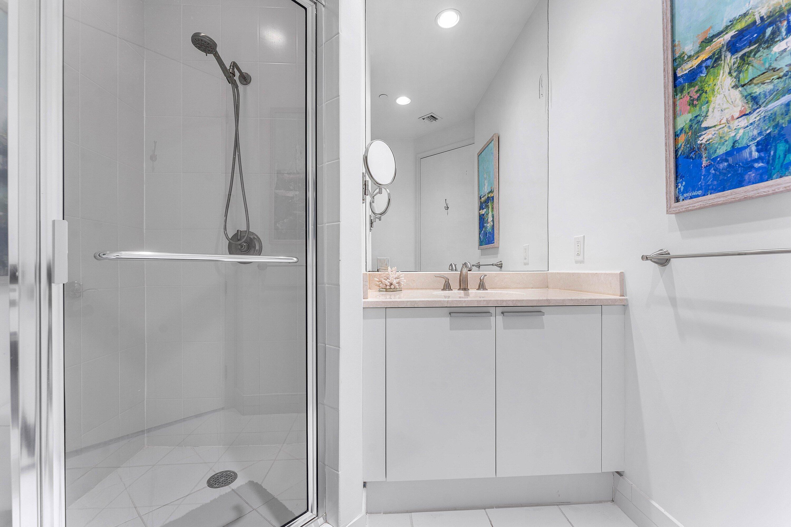MARINA GRANDE RIVIERA BEACH CONDO - Residential Lease
