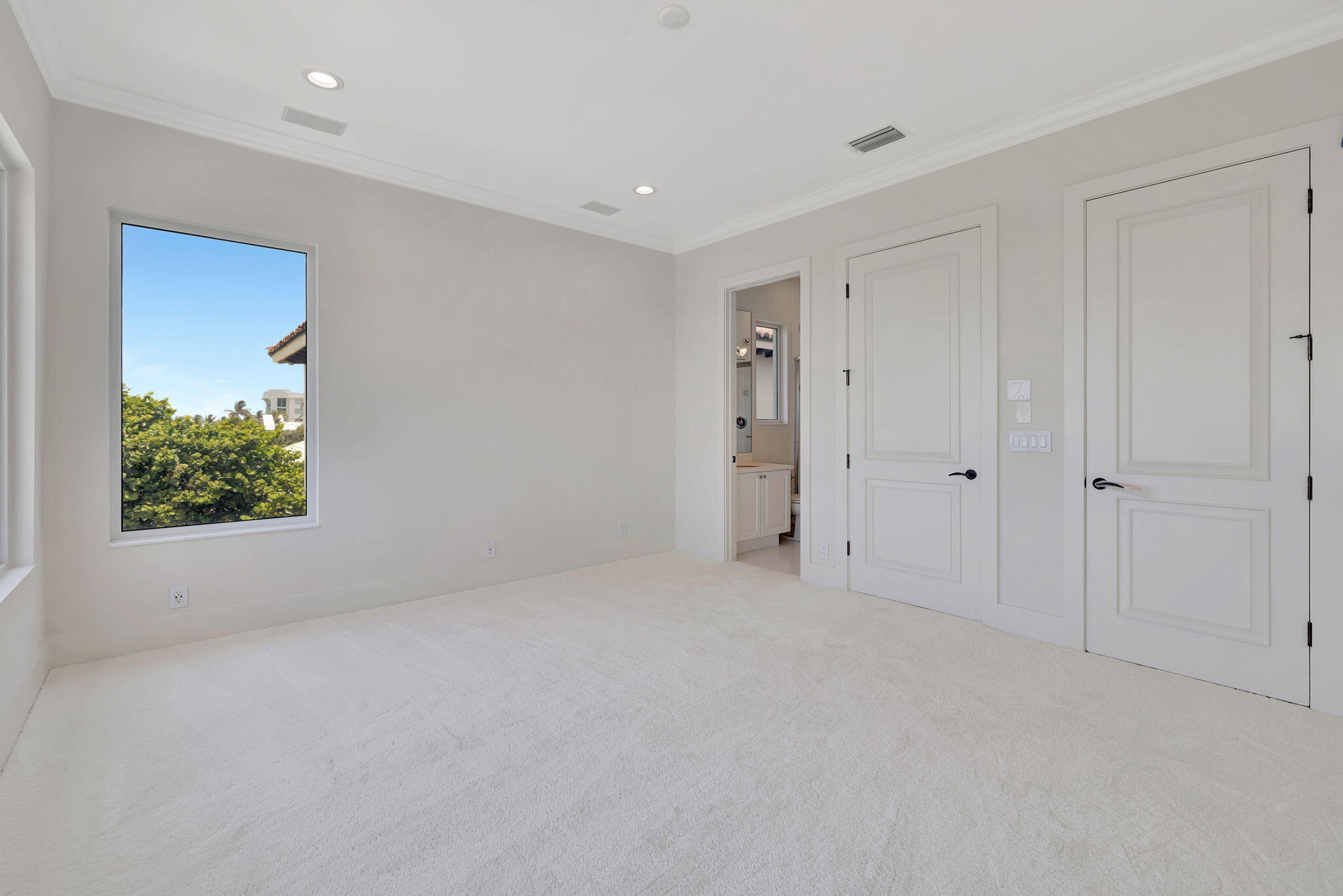DELRAY OCEAN ESTATES - Residential