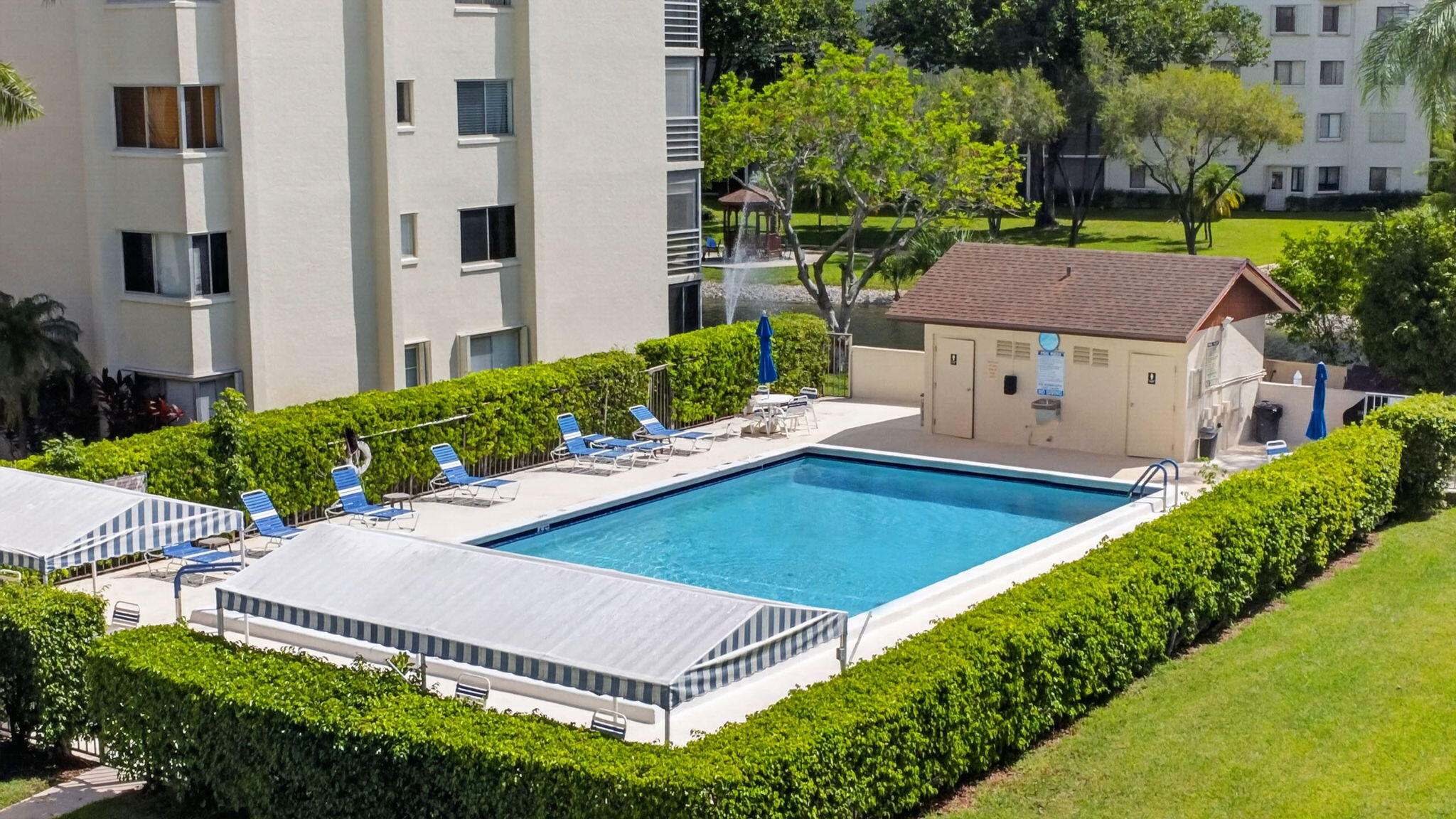 POINCIANA LAKES CONDO - Residential