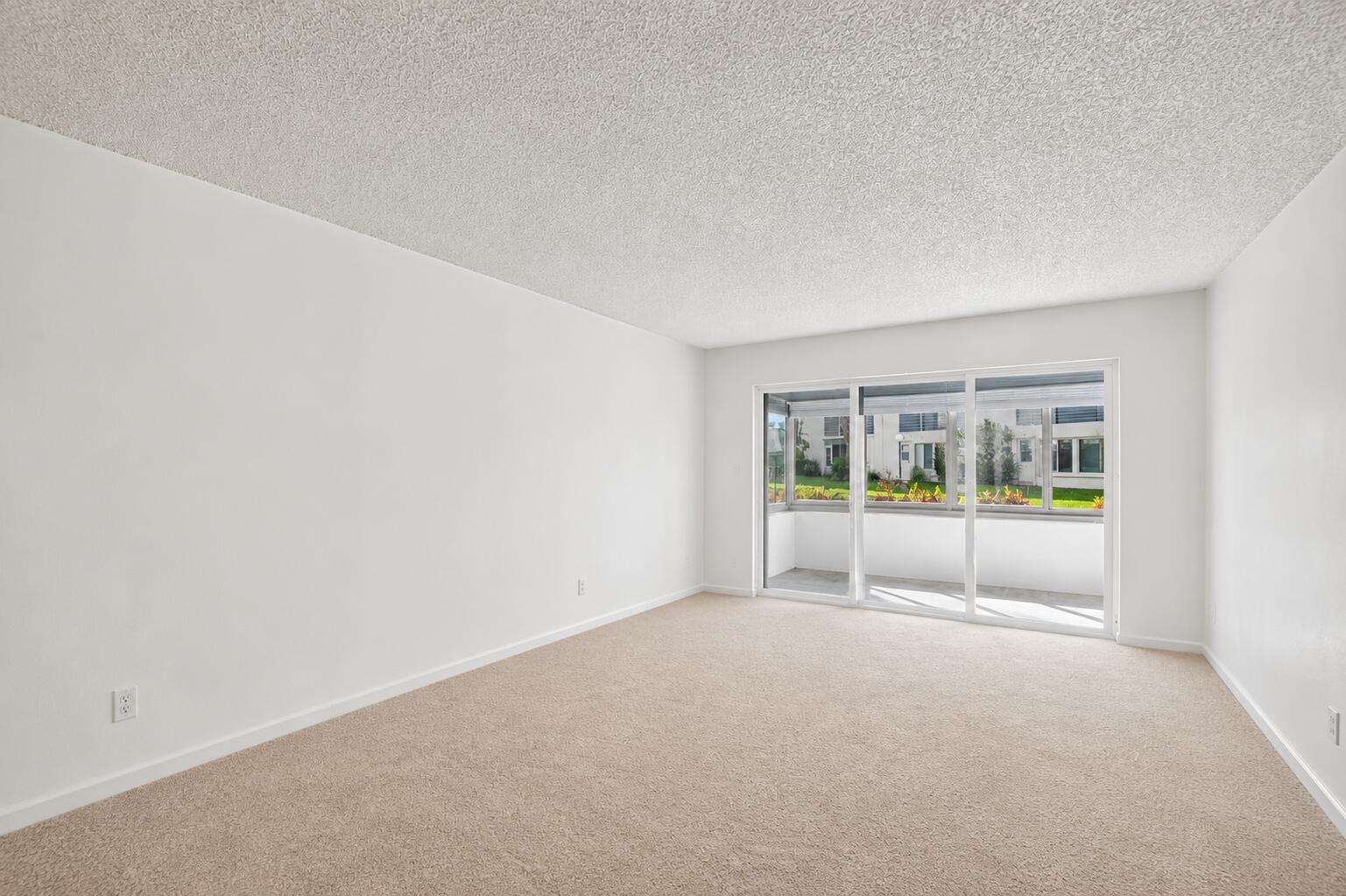 POINCIANA LAKES CONDO - Residential