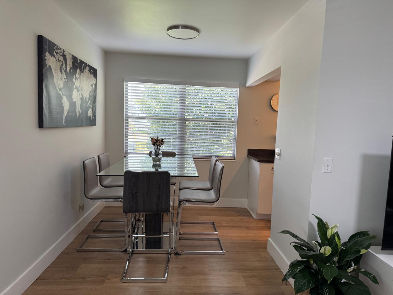 OAKRIDGE I CONDO - Residential Lease