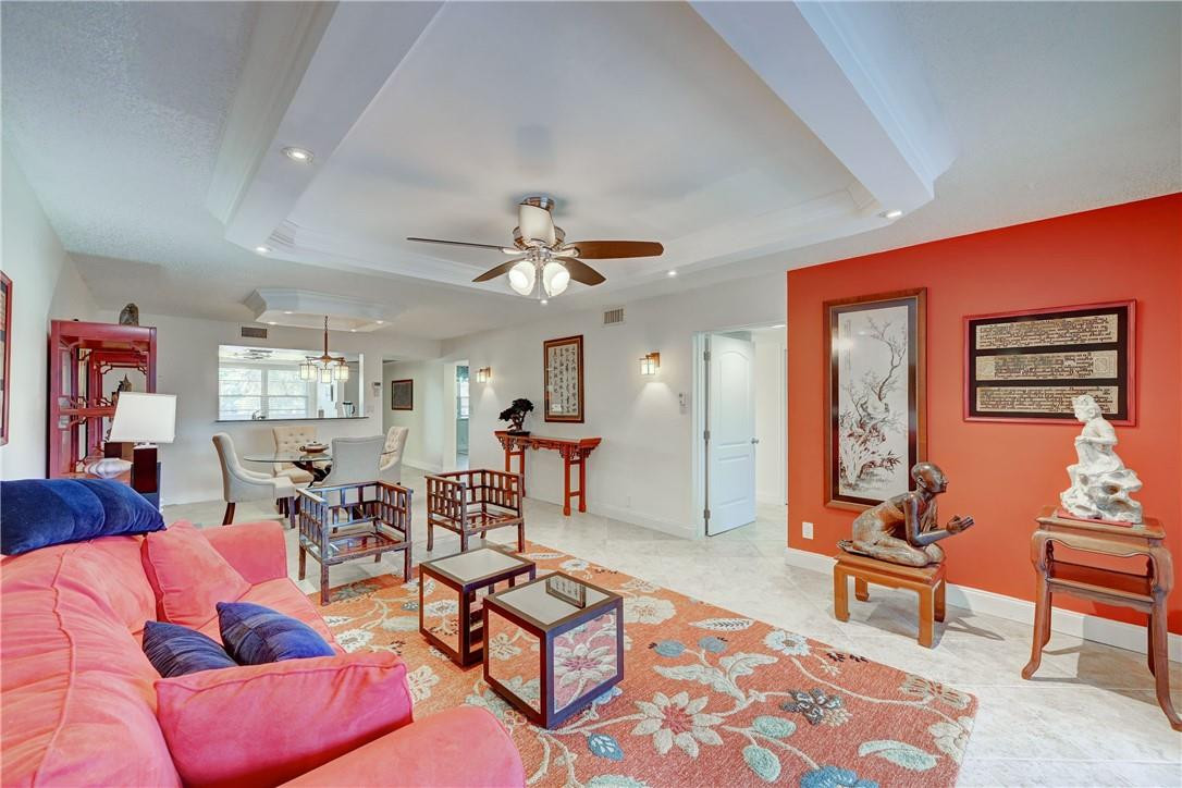 WYNMOOR COUNTRY CLUB - Residential
