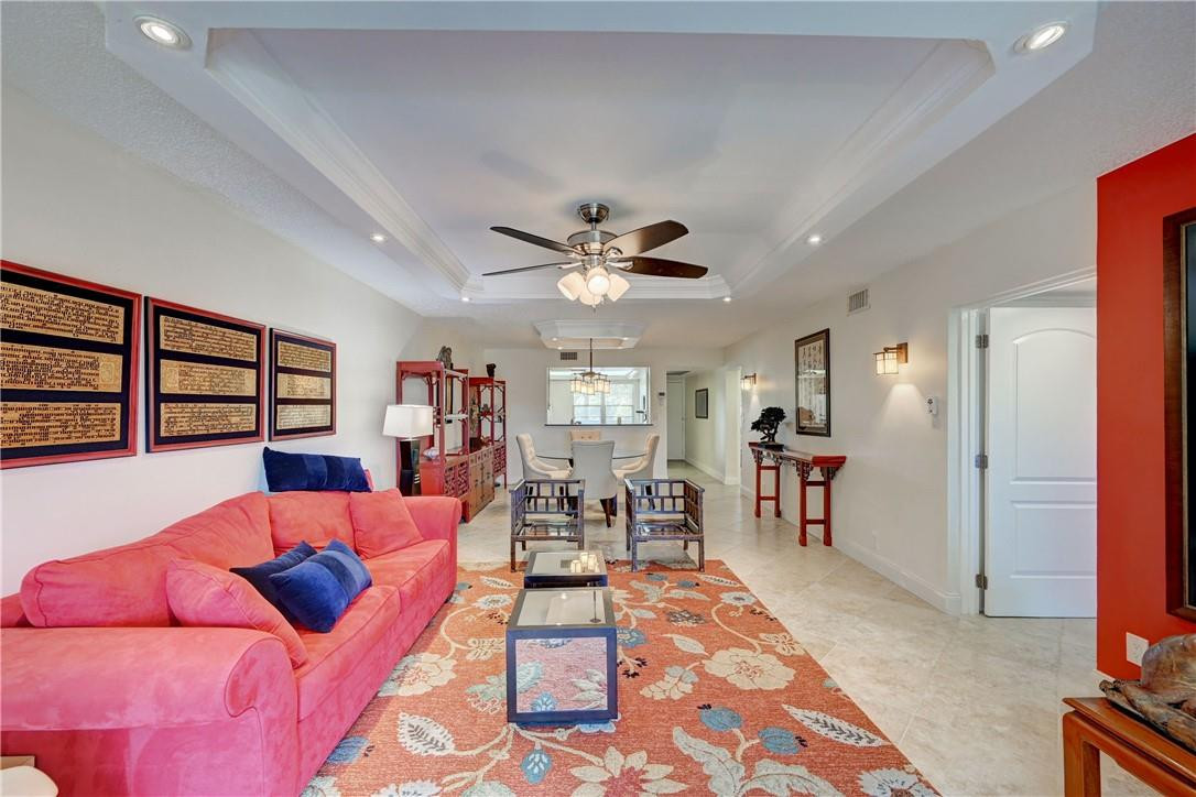 WYNMOOR COUNTRY CLUB - Residential