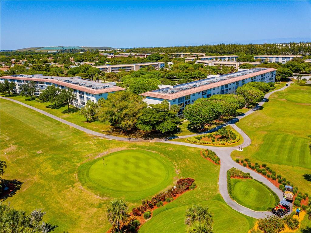 WYNMOOR COUNTRY CLUB - Residential