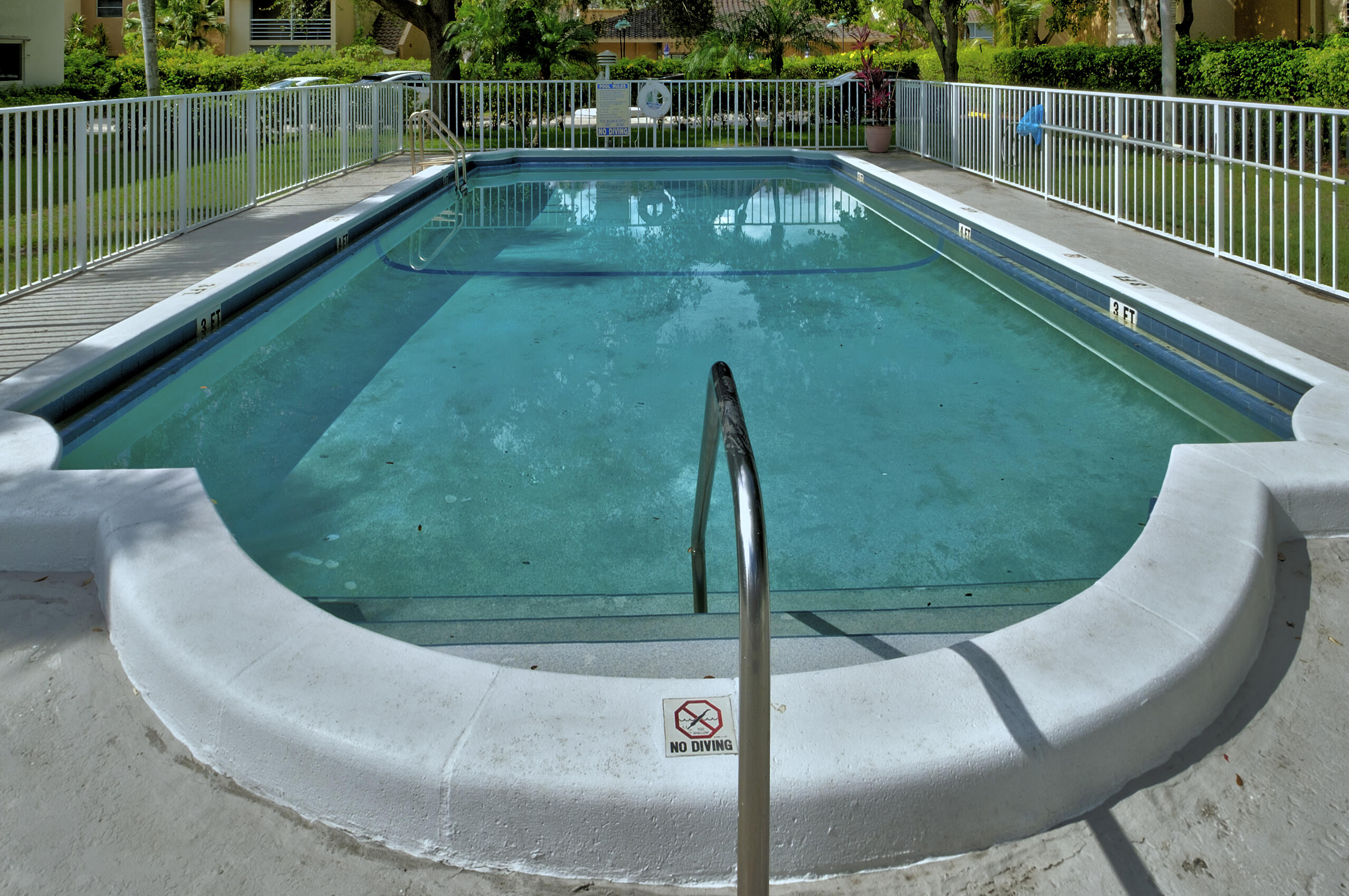 REGIS HOUSE CONDO - Residential Lease
