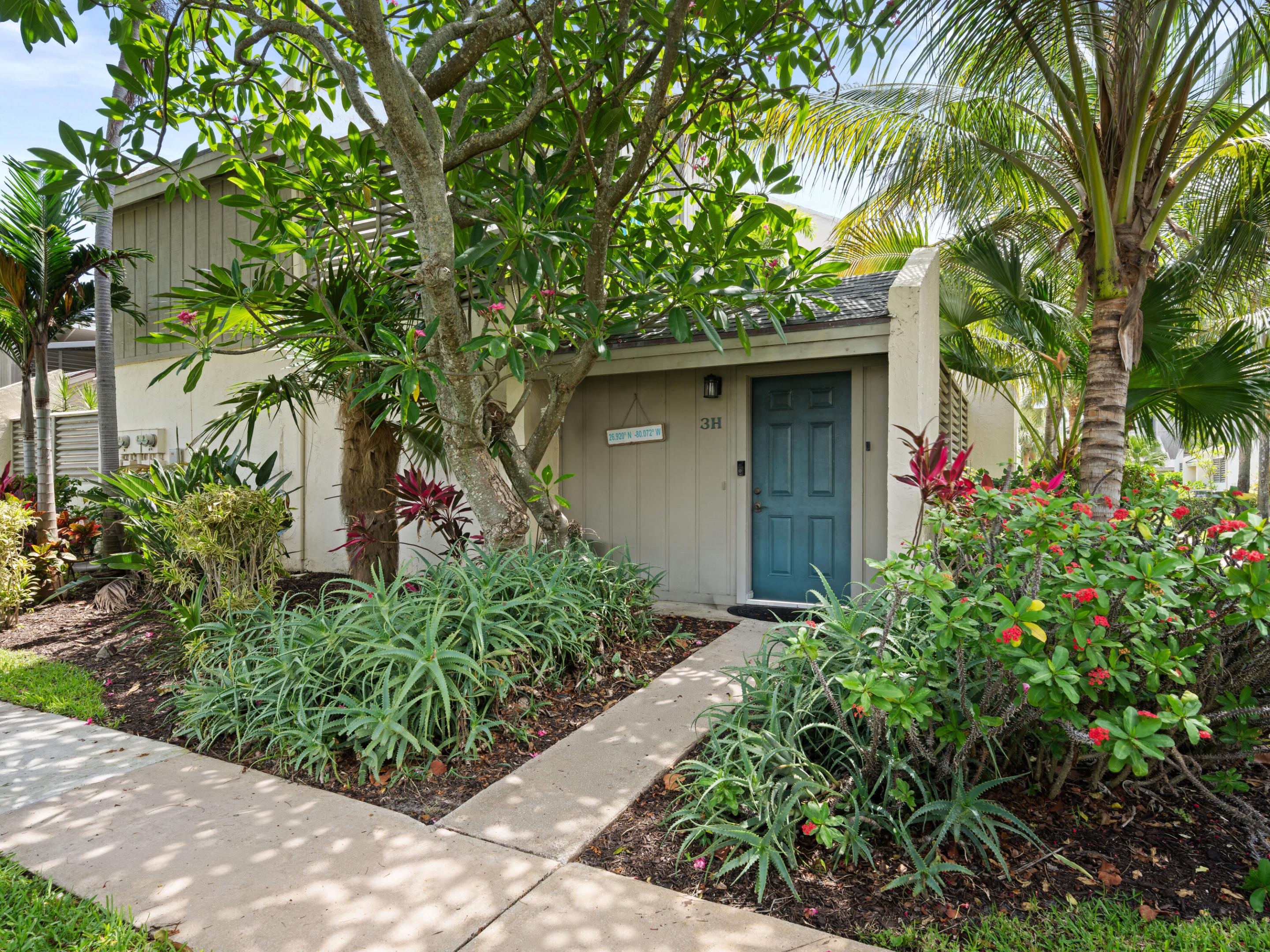 SEA LOFTERS CONDO - Residential
