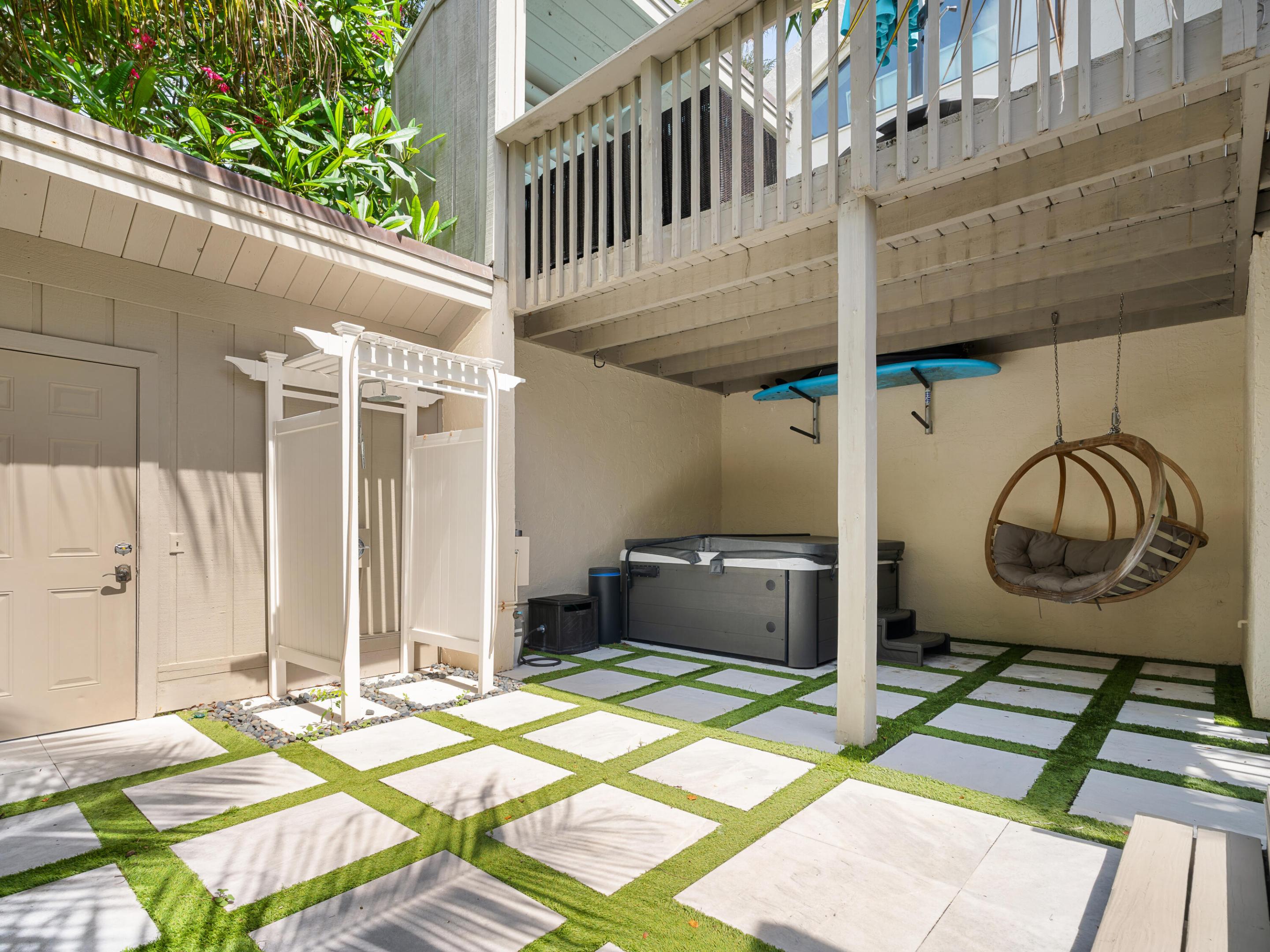 SEA LOFTERS CONDO - Residential