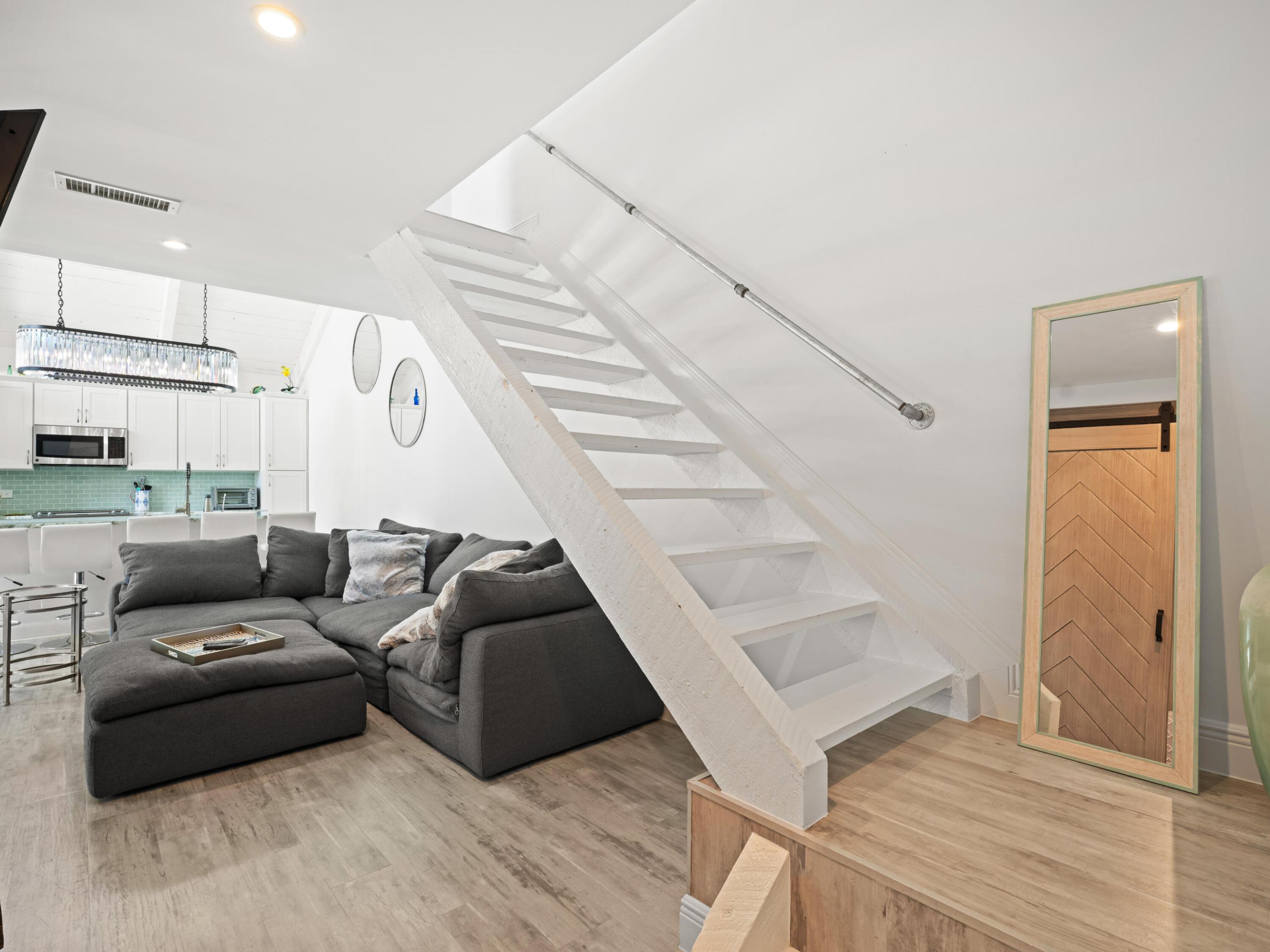 SEA LOFTERS CONDO - Residential