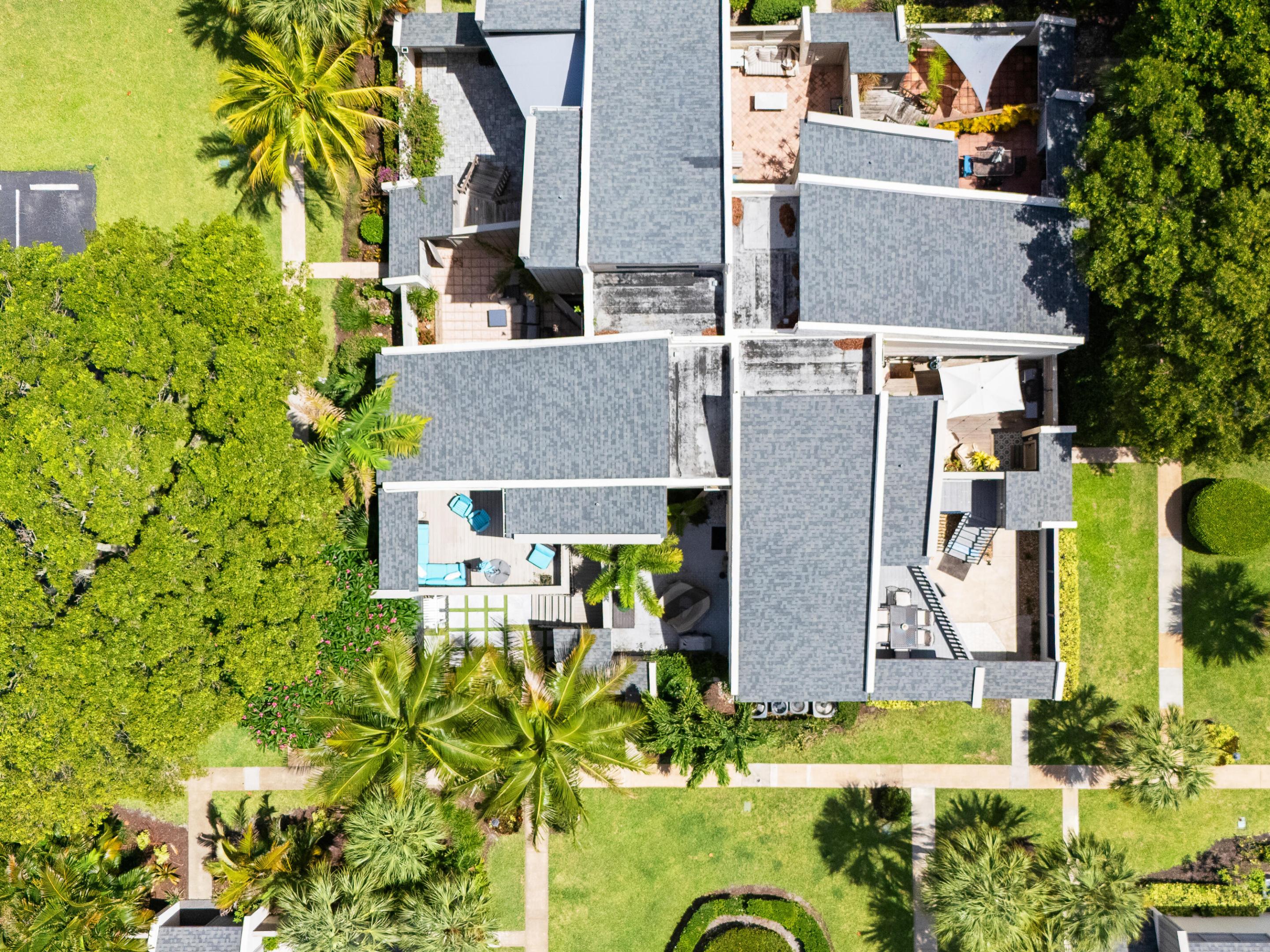 SEA LOFTERS CONDO - Residential